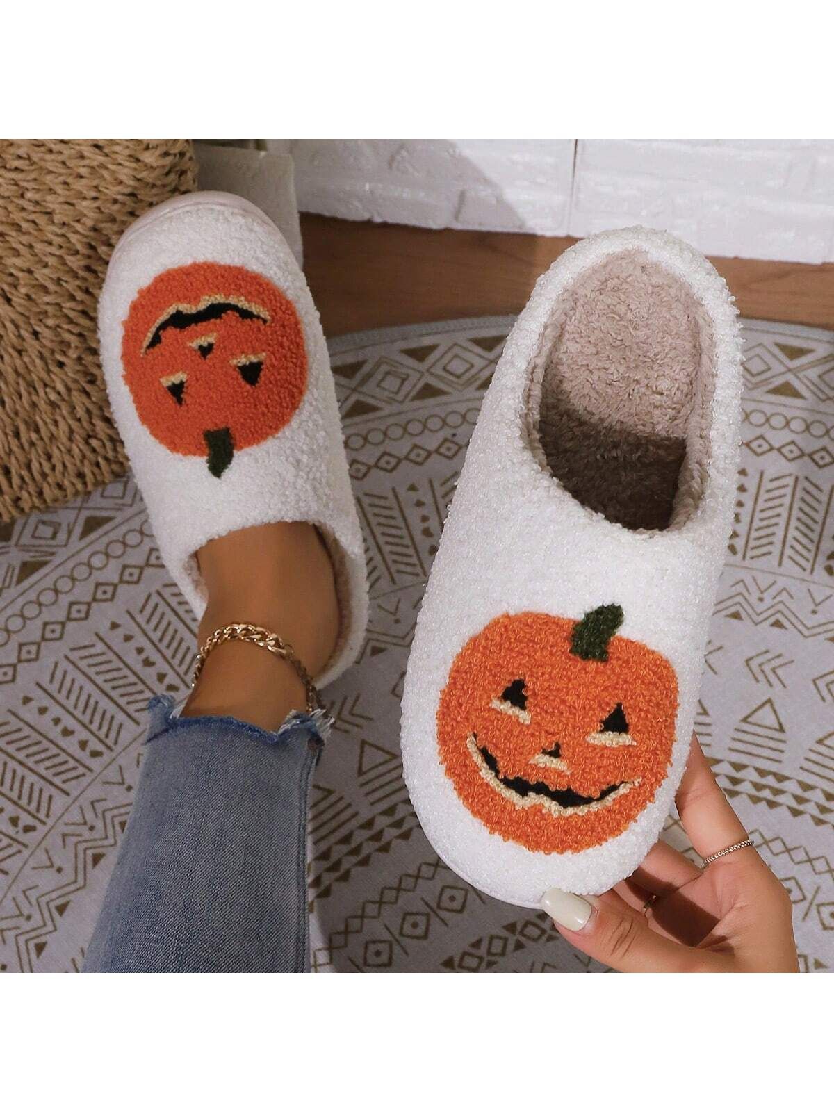 Lovely Autumn/winter Warm Women's Slippers, Anti-slip Home Couple Plush Pumpkin Halloween Slipper... | SHEIN
