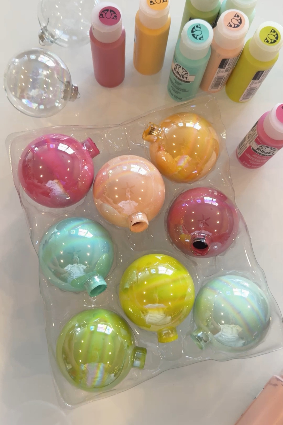 DIY Anthropologie inspired ornaments! (Paint and shake ornaments) 

This is a super easy and address to create beautiful holiday decor!

🎄🎀✨
Affordable holiday decor, Christmas decor, Christmas diy, holiday diy 

#LTKHoliday #LTKSeasonal