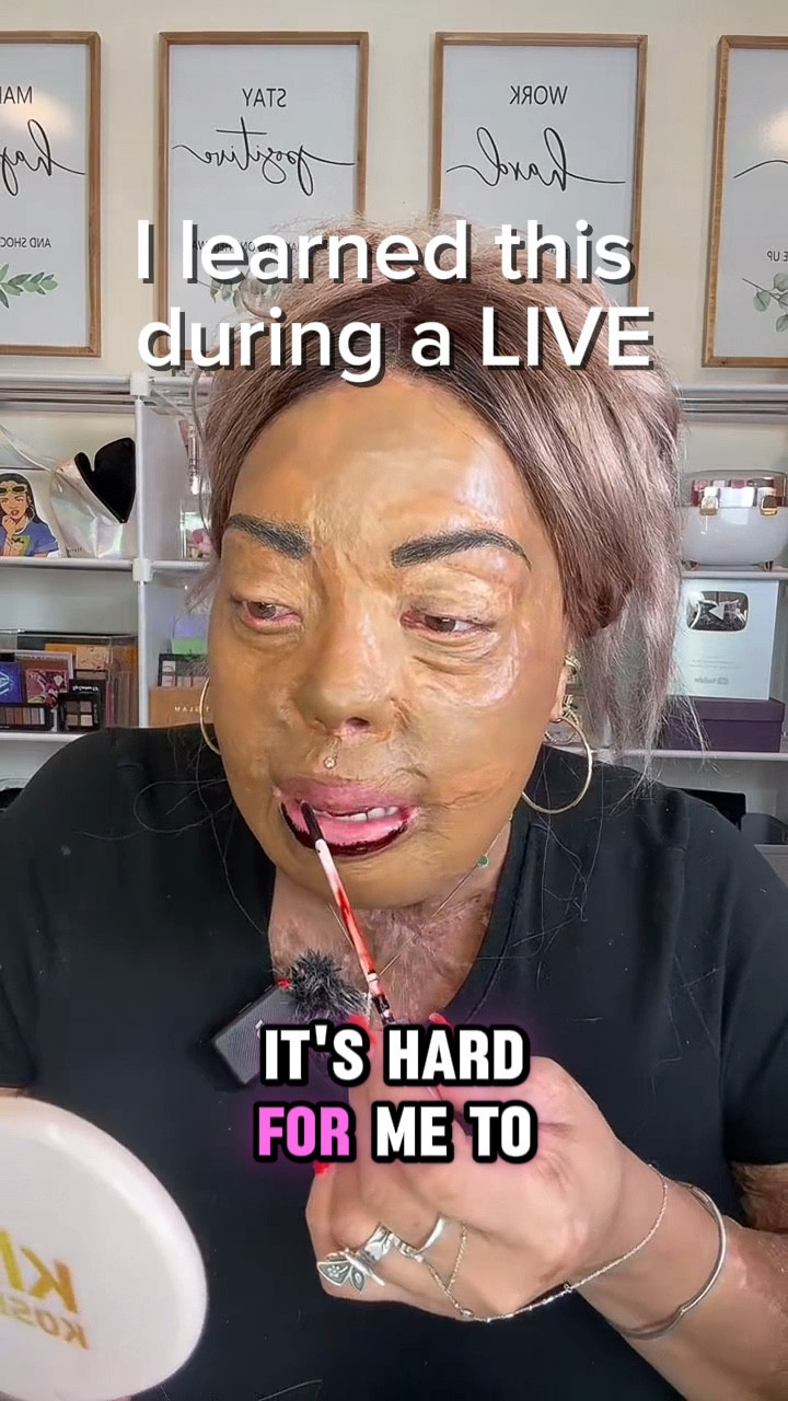 Using Sacheu Beauty Lip Liner STAY-N in p-INKED all over my lip for a gorgeous pink lip stain that lasted all day! I topped it with gloss and looked beautiful!✨

#lipstain #lipstick #lipgloss #sacheu #pinklip

#LTKOver40 #LTKBeauty