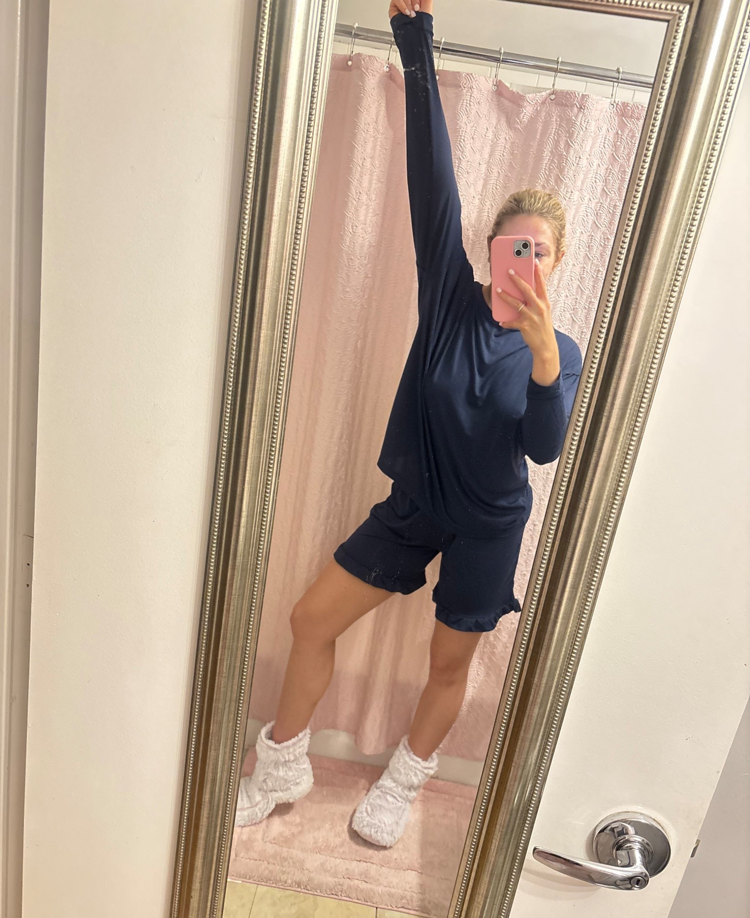 Cute matchy cozy set - the ruffles on these shorts makes this outfit🥰😻

#LTKStyleTip #LTKSeasonal #LTKActive