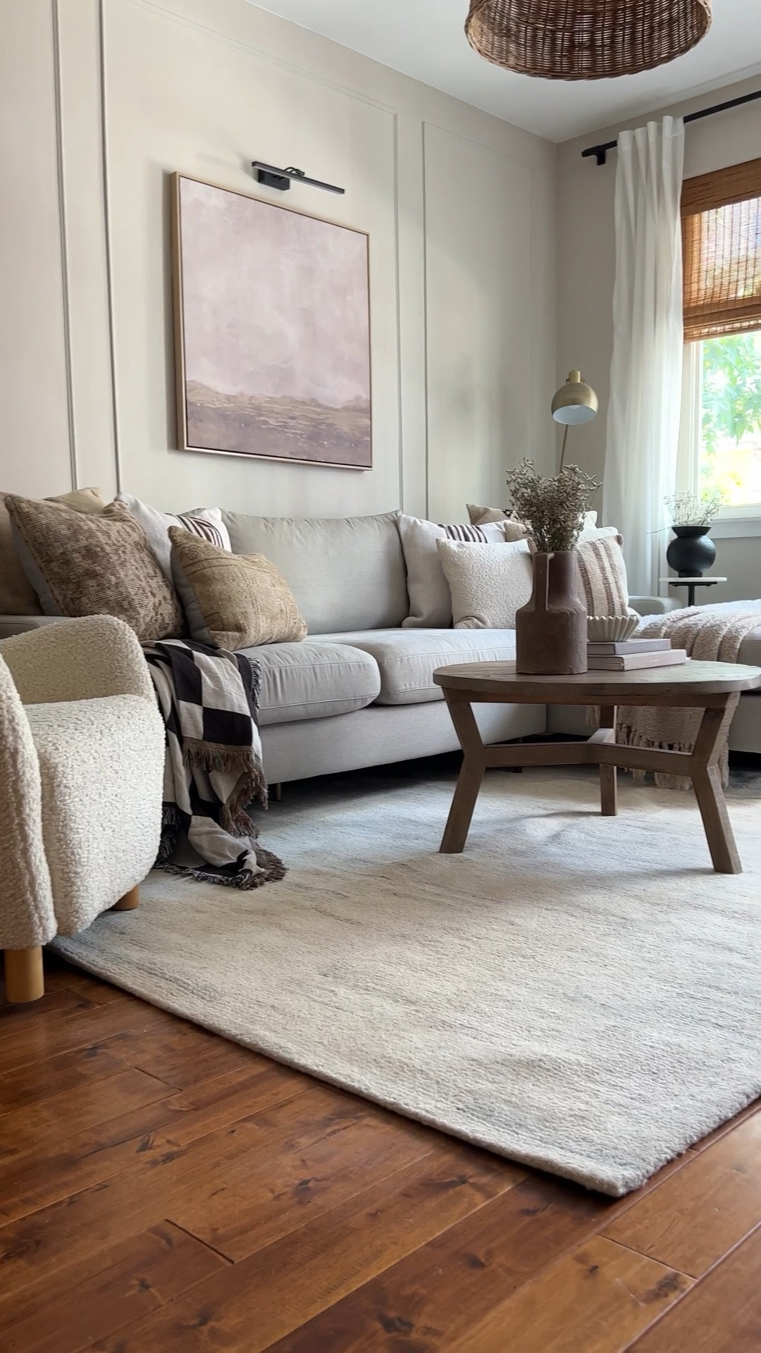 @amberinteriors x @loloirugs newest collection dropped today and it’s so good! 

Here I have the Rocky ROC-03 in Natural / Fog and it complements our living room so well for the coziest fall vibes. Hand tufted and made from 100% undyed wool, the Rocky collection is GoodWeave certified of wool from India, meaning the highest standards and transparency in the production of these rugs has been applied.

Comment RUG and I’ll send the link to shop right to your inbox! 

Check out stories for an up-close look at this rug and to shop the new collection! 

#amberlewisxloloi #loloirugs #livingroom #livingroomdecor #arearug #livingroomrug #neutralhome #neutralhomedecor

#LTKhome