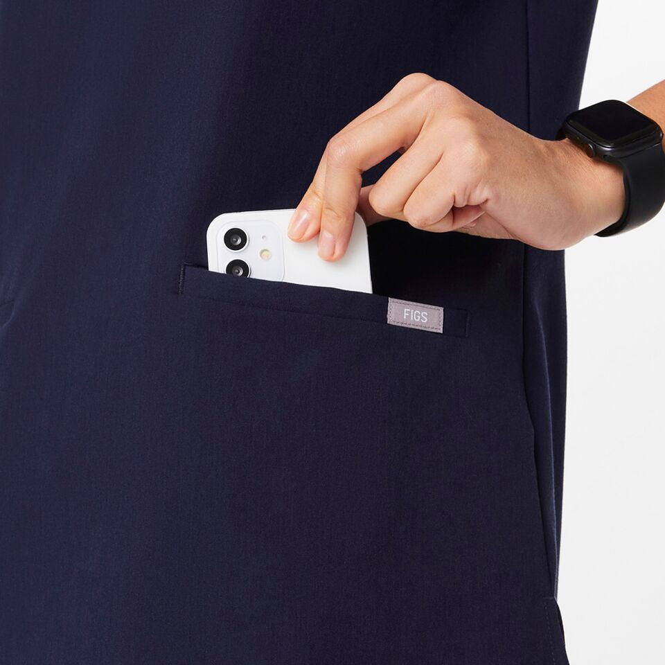 Women's Casma Three-Pocket Scrub Top™ - Navy · FIGS | FIGS