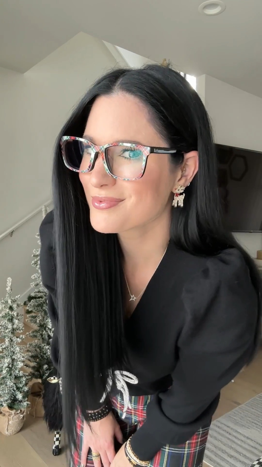 Code DTKAUSTIN15 for 15% off of your Pair Eyewear order!

A lot of these pair eyewear Christmas top frames have sold out but I rounded up some new favorites! I wear the Kirby base frames for reference.

#LTKSaleAlert #LTKSeasonal