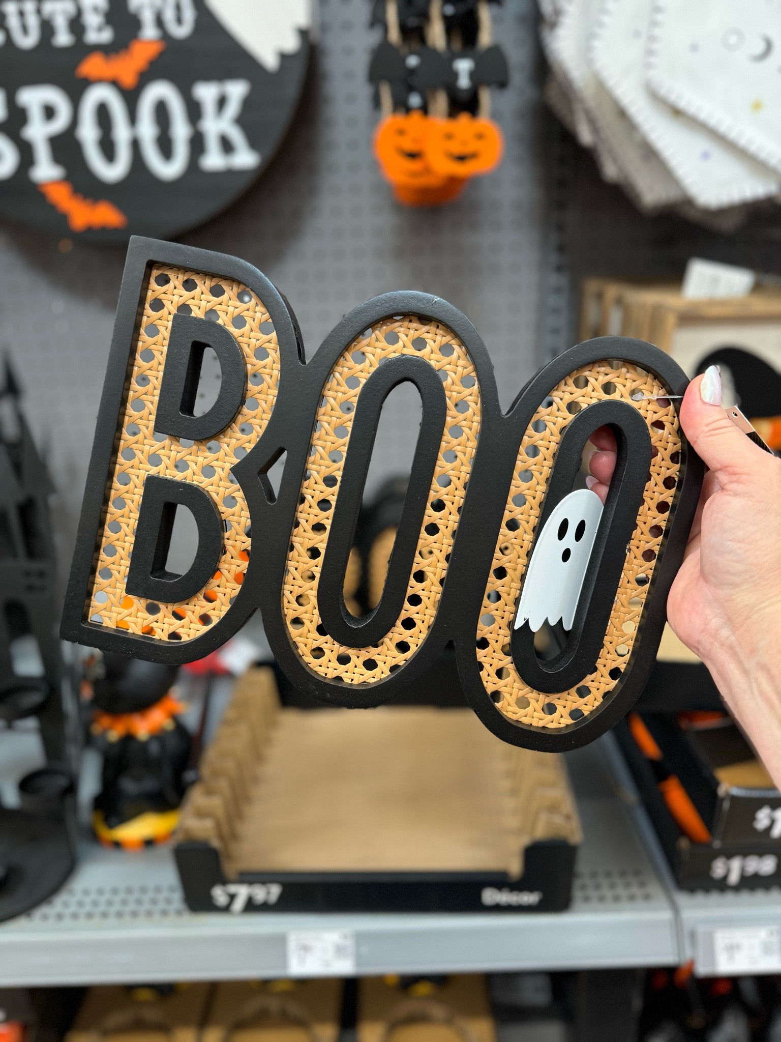 Walmart Halloween Find : Rattan Boo sign with removeable ghost 

#Halloween #Halloweendecor #walmart #walmarthome #halloween2024

#LTKHome #LTKSeasonal #LTKFindsUnder50