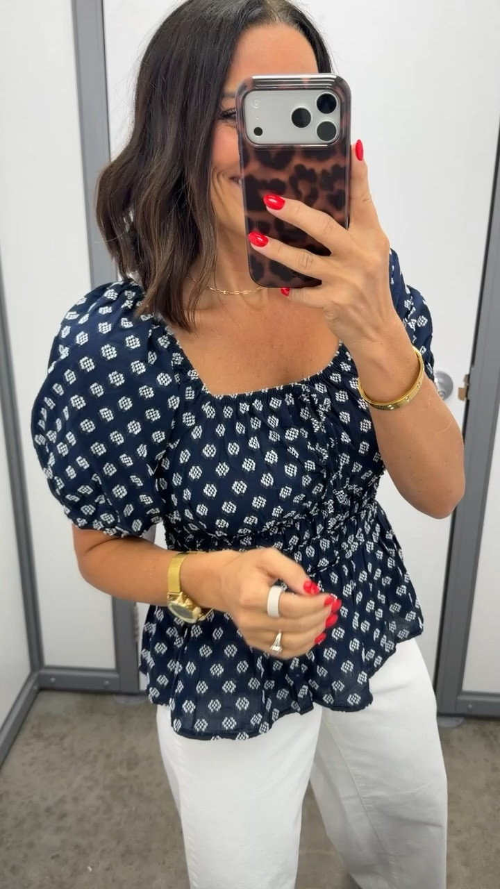 Obsessed with this. The top is so flattering and easy to style.

Size XS, 5’3 for reference

#LTKStyle #LTKFinds #WalmartFashion #WalmartStyle #AffordableFashion #SummerStyle #OOTD #EverydayStyle #LTKUnder50 #WalmartFinds