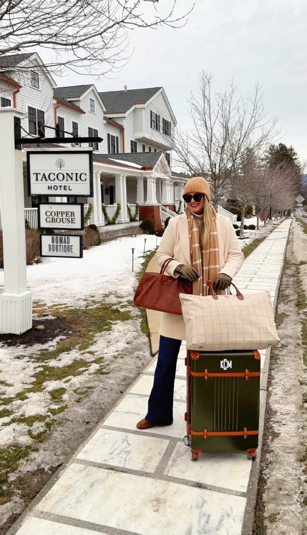 Quick snap, but here’s my travel outfit & luggage for VT. These flannel plaid & leather bags have been my favorites for fall & winter travels.

#LTKTravel #LTKootd #LTKdayinmylife
