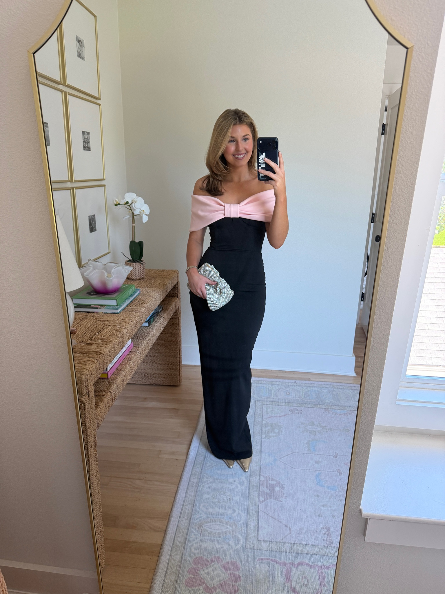Black tie wedding guest look under $200! Wearing a U.S. 4