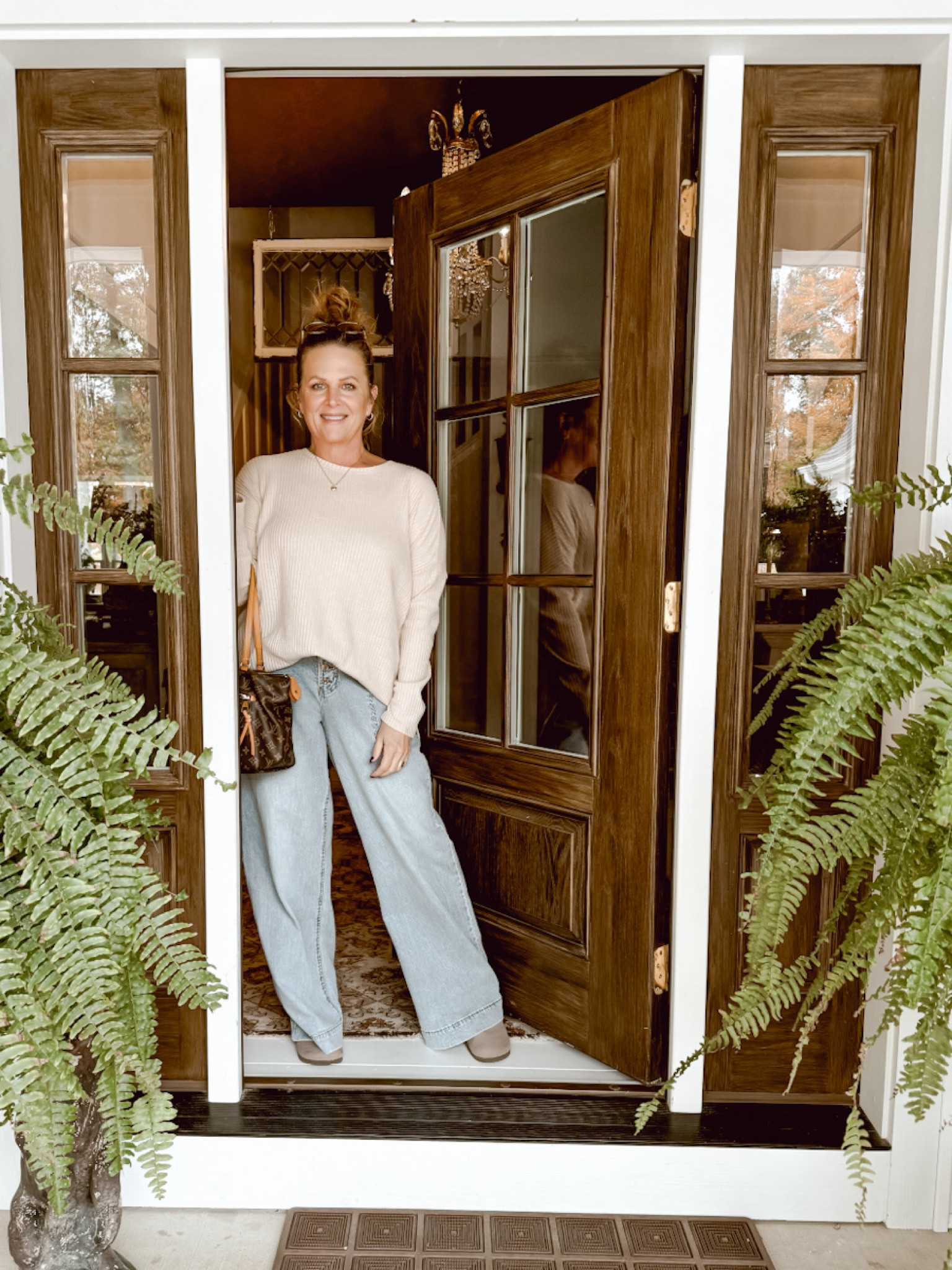 I am partnering with @Walmart to bring you cold weather looks for less! This ribbed tunic is less than $16 so I got it in multiple colors! It pairs well with my new wide-leg jeans. I finished off the look with a pair of buckle clogs and my pre-loved luxury bag. I absolutely love this look for the cooler weather we are having. @walmartfashion #WalmartPartner #WalmartFashion 

#LTKFindsUnder50 #LTKMidsize #LTKStyleTip