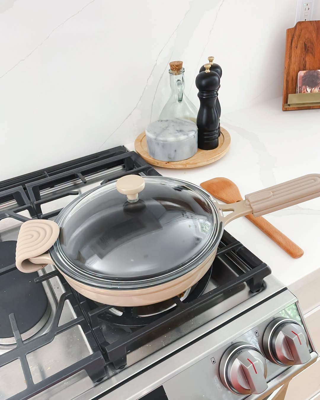 Always pan on sale for $80!

Nonstick cookware sets
Stainless steel cookware
Cast iron cookware
Ceramic pots and pans
Dutch ovens
Everyday cooking essentials
Kitchen cookware sets
Induction cookware
Bakeware essentials

#LTKSeasonal #LTKHome #LTKSaleAlert