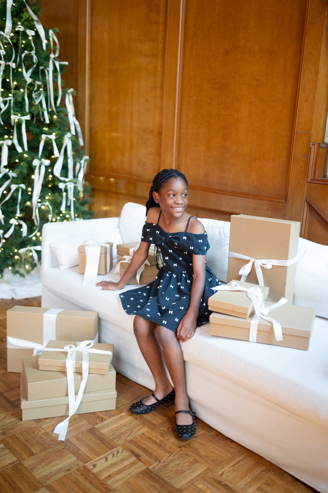 The cutest Bow dress for holiday party for girls 

#LTKKids #LTKHoliday