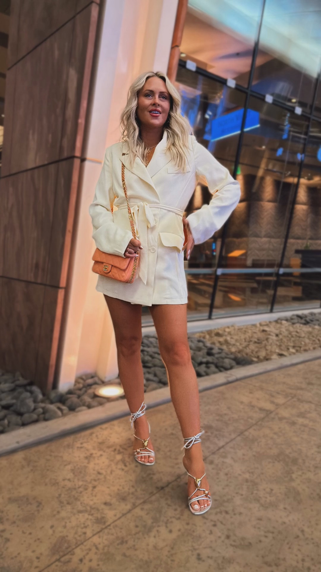 The amount of compliments on this dress was unreal. Made me feel so good! It’s adorable, comfortable & very classy! I may wear for graduation too! TTS! 🤍🤏🏼


Dress. Spring outfits. White dress. Vegas.

#LTKgrwm #LTKootd