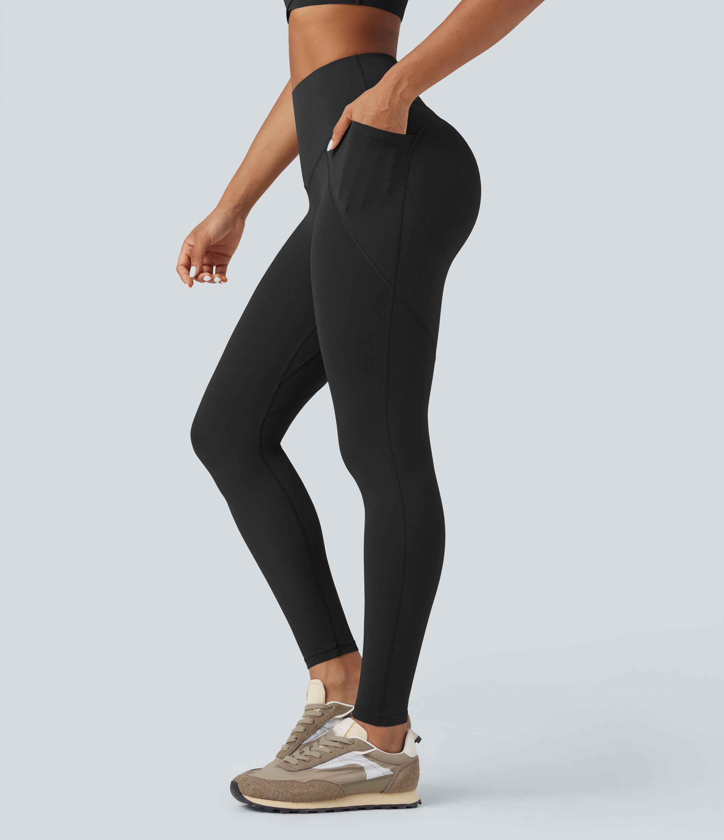 Halara Halara UltraSculpt™ High-waisted Tummy Control Butt-lifting Training 7/8 Leggings with Pockets  - Black - L(7/8) gym leggings | HALARA