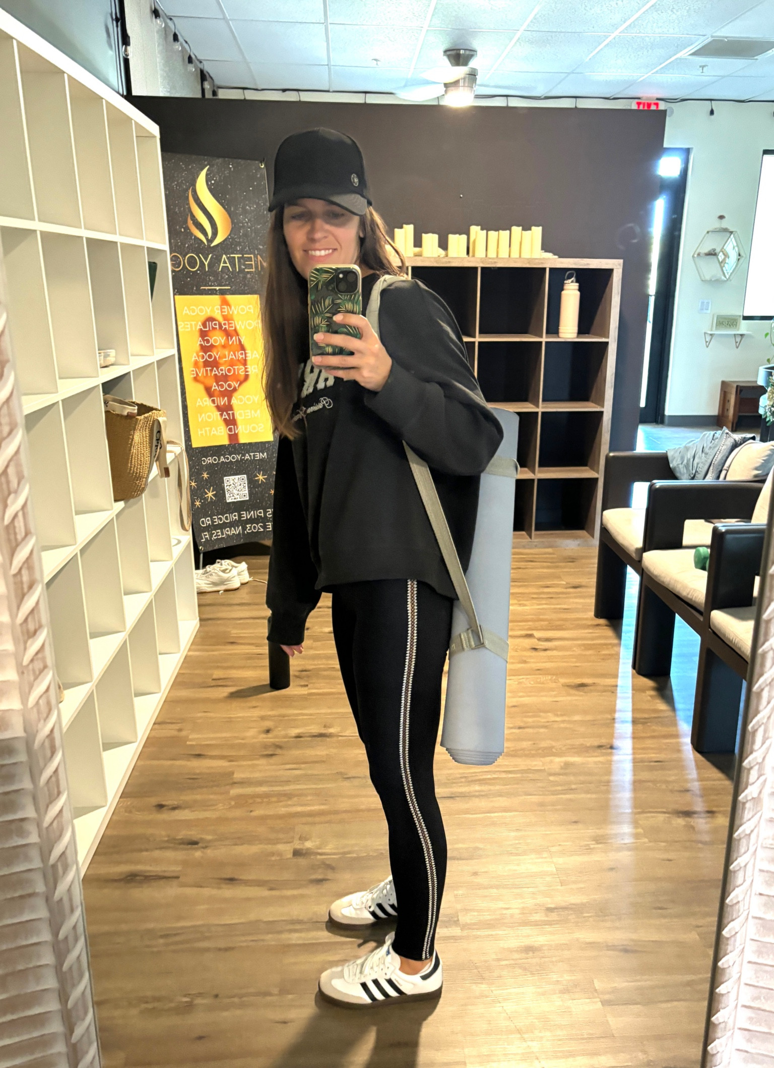 Ariel yoga outfit. Perfect look to run errands and still sneak in a yoga class. I love to layer a long sleeve over my aerie sports bra. 

Leggings: small / sweatshirt: medium / shoes:6 / sports bra: small 