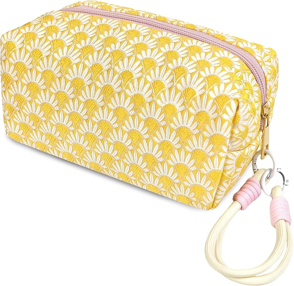 STARDW Aesthetic Floral Makeup Bag with Wrist Strap, Small Cute Cosmetic Pouch for Women with Zip... | Amazon (US)