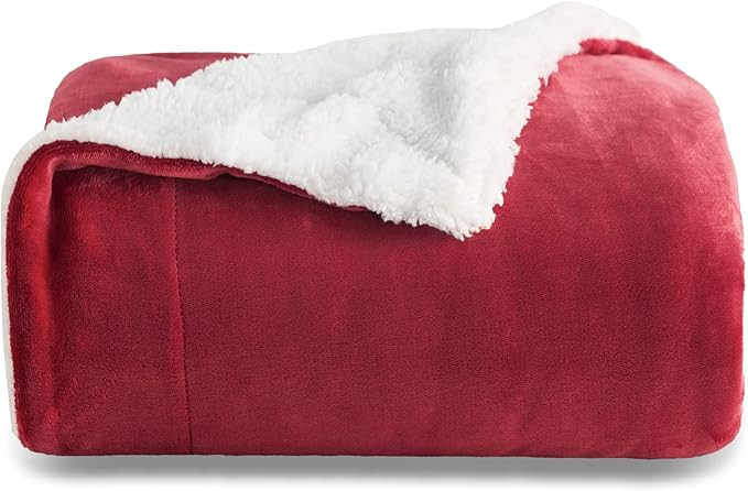 Bedsure Sherpa Fleece Red Throw Blanket for Couch - Thick and Warm Blanket for Winter, Christmas ... | Amazon (US)