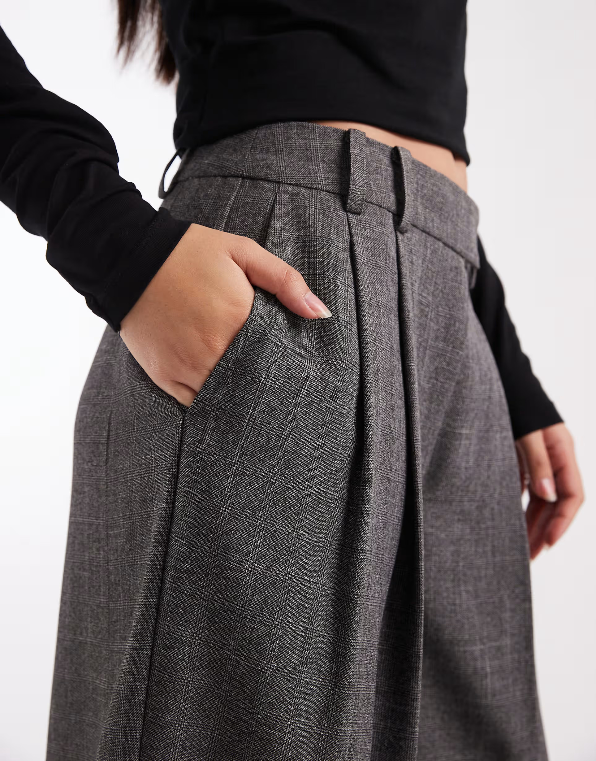 ASOS DESIGN tailored pleat detail wide leg pants in check | ASOS (Global)