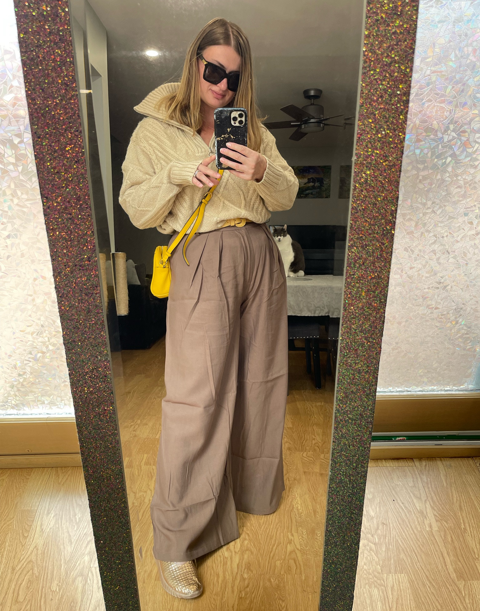 Tired of winter blacks.
Here’s something brown with a pop of yellow 💛

#LTKstyletip #LTKfindsunder100 #LTKsalealert