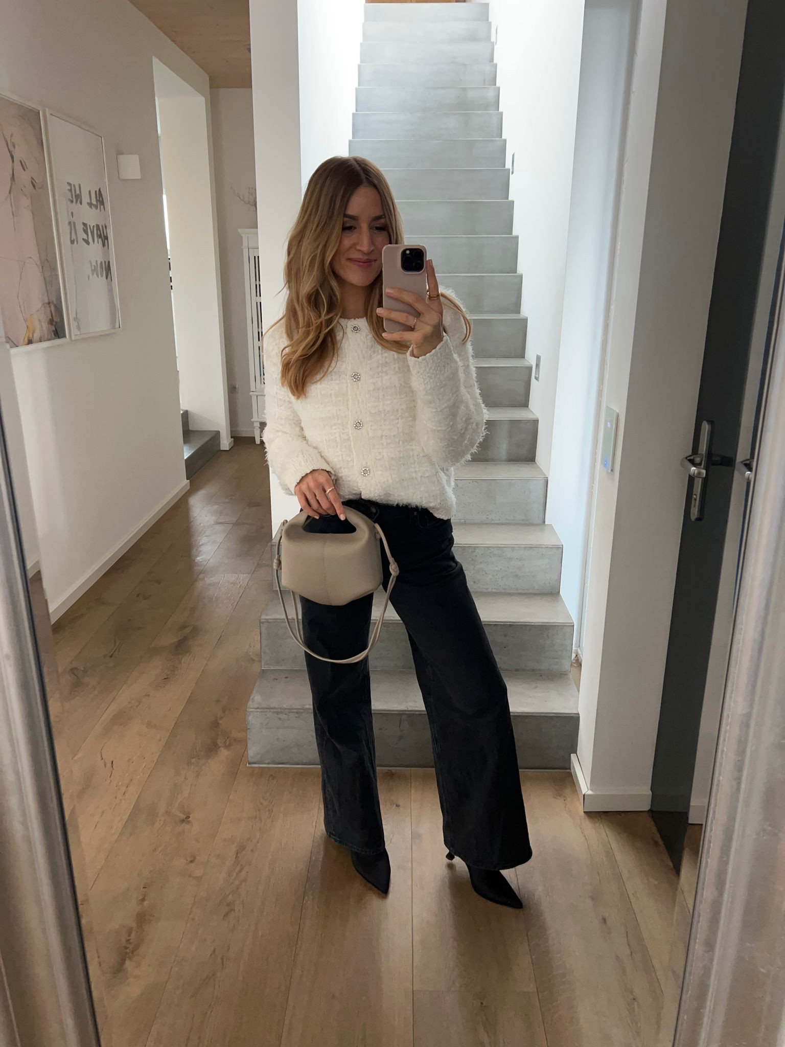 black & white 🖤

#LTKstyletip #LTKSeasonal #LTKeurope