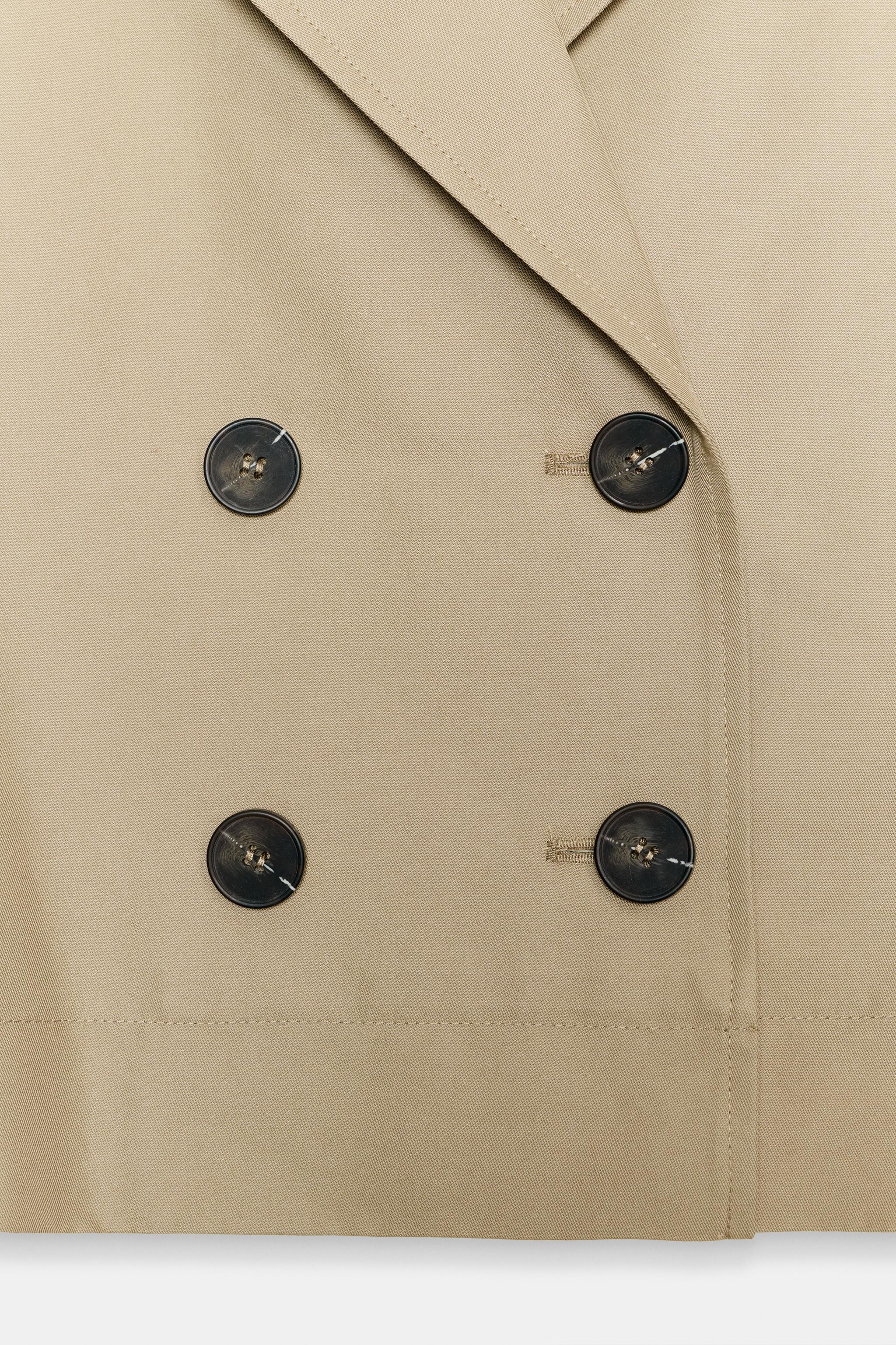 TRENCH COURT EFFET MATIÈRE SYNTHÉTIQUE | Zara US