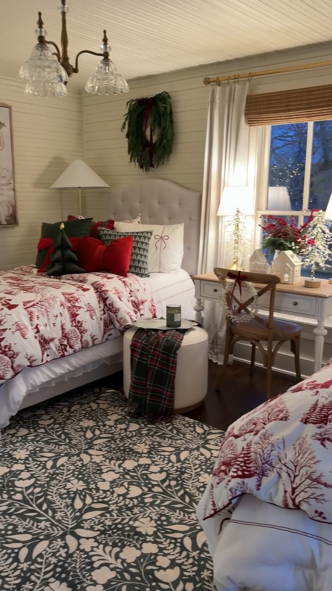 Cutest Christmas bedroom, scroll to shop 

#LTKHoliday #LTKGiftGuide #LTKHome