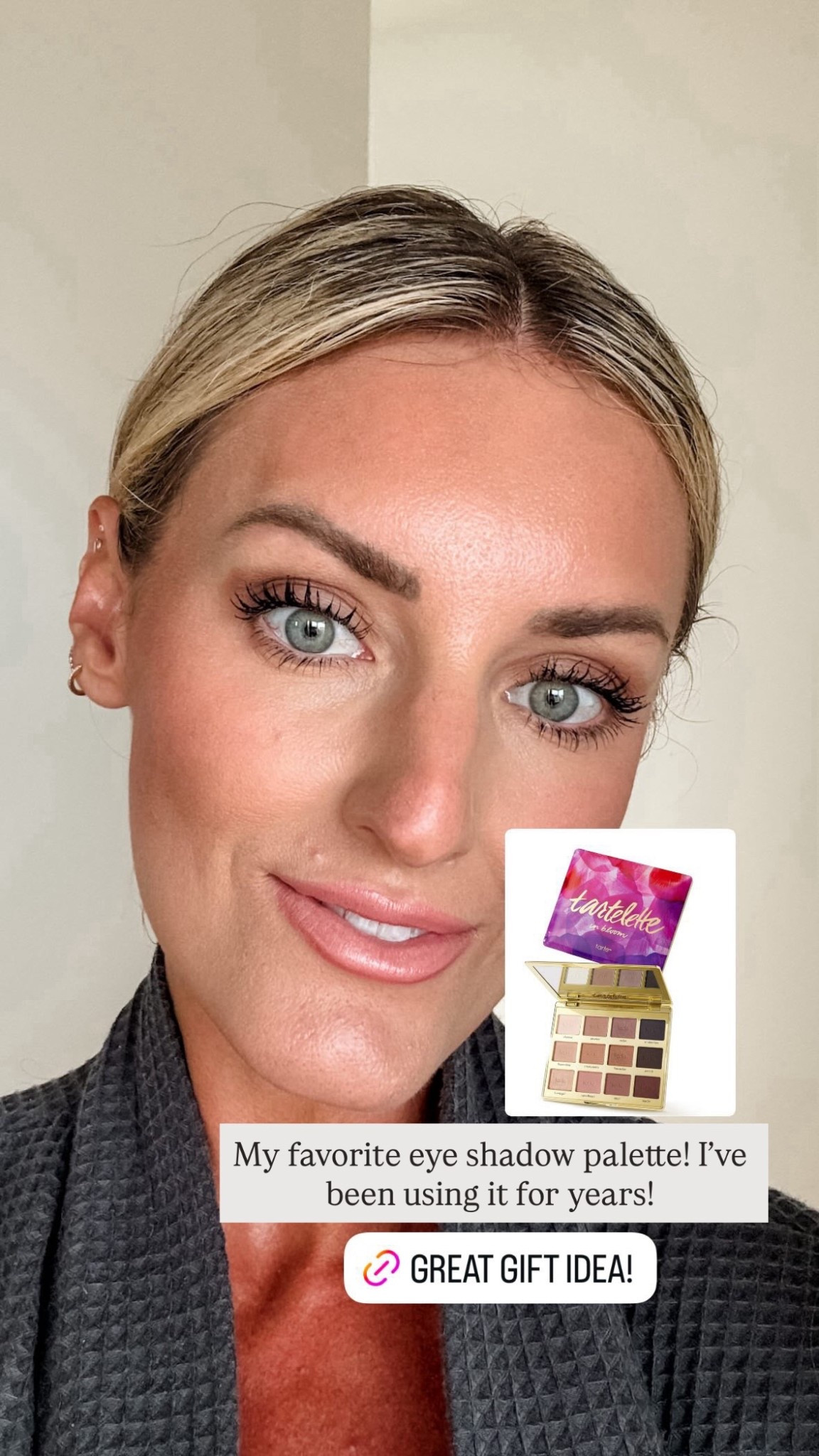This eye shadow palette from Tarte is one of my tried & trues! I have been using this eye shadow for years and still love it! Highly recommend & it makes a great gift!

Loverly Grey, gift ideas for her, teen girl gifts, college girl gifts, beauty gifts, Tarte, make up, everyday eye shadow, stocking stuffer ideas 

#LTKBeauty