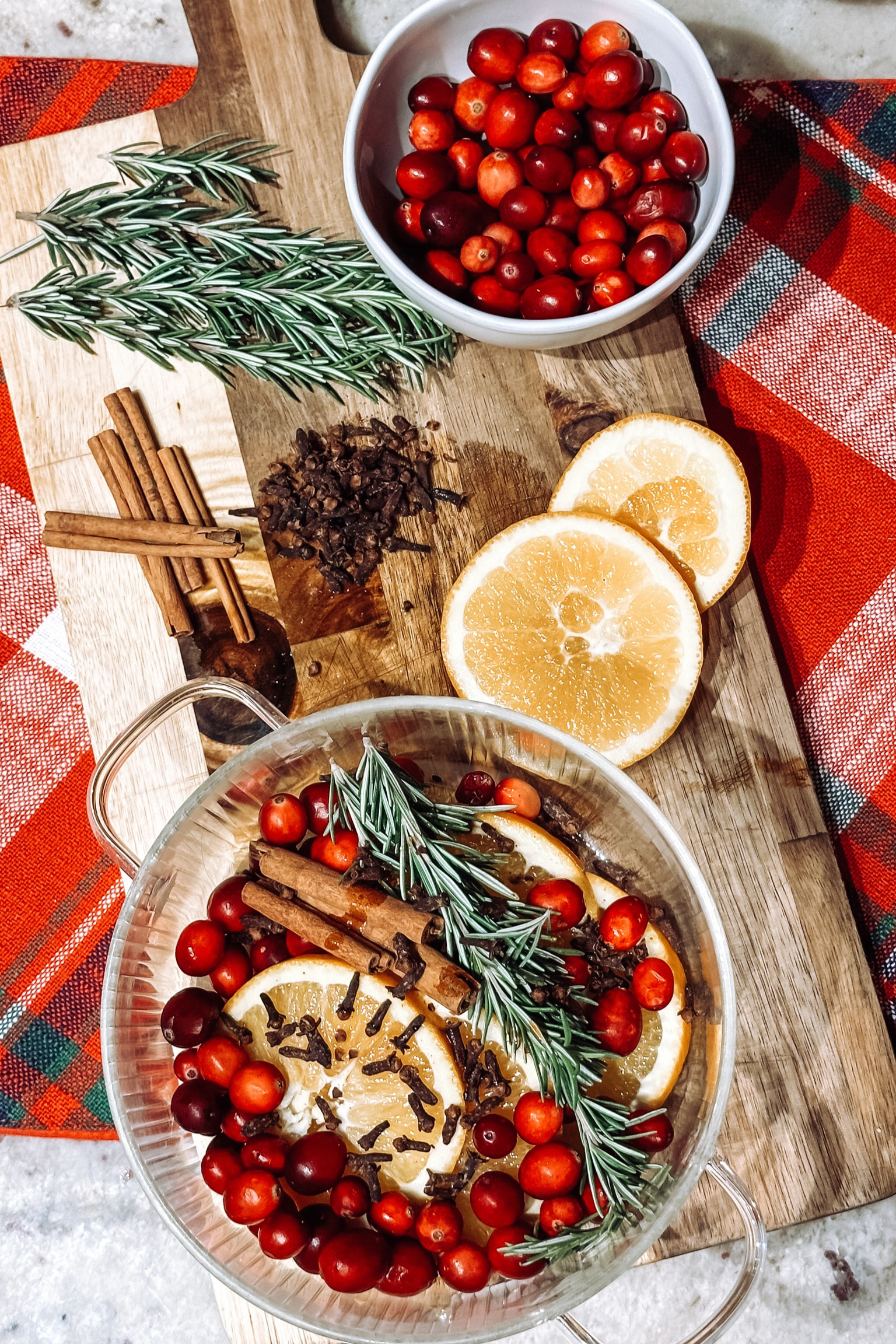 LOVE LOVE LOVE this clear pot! 

#LTKhome #LTKHoliday