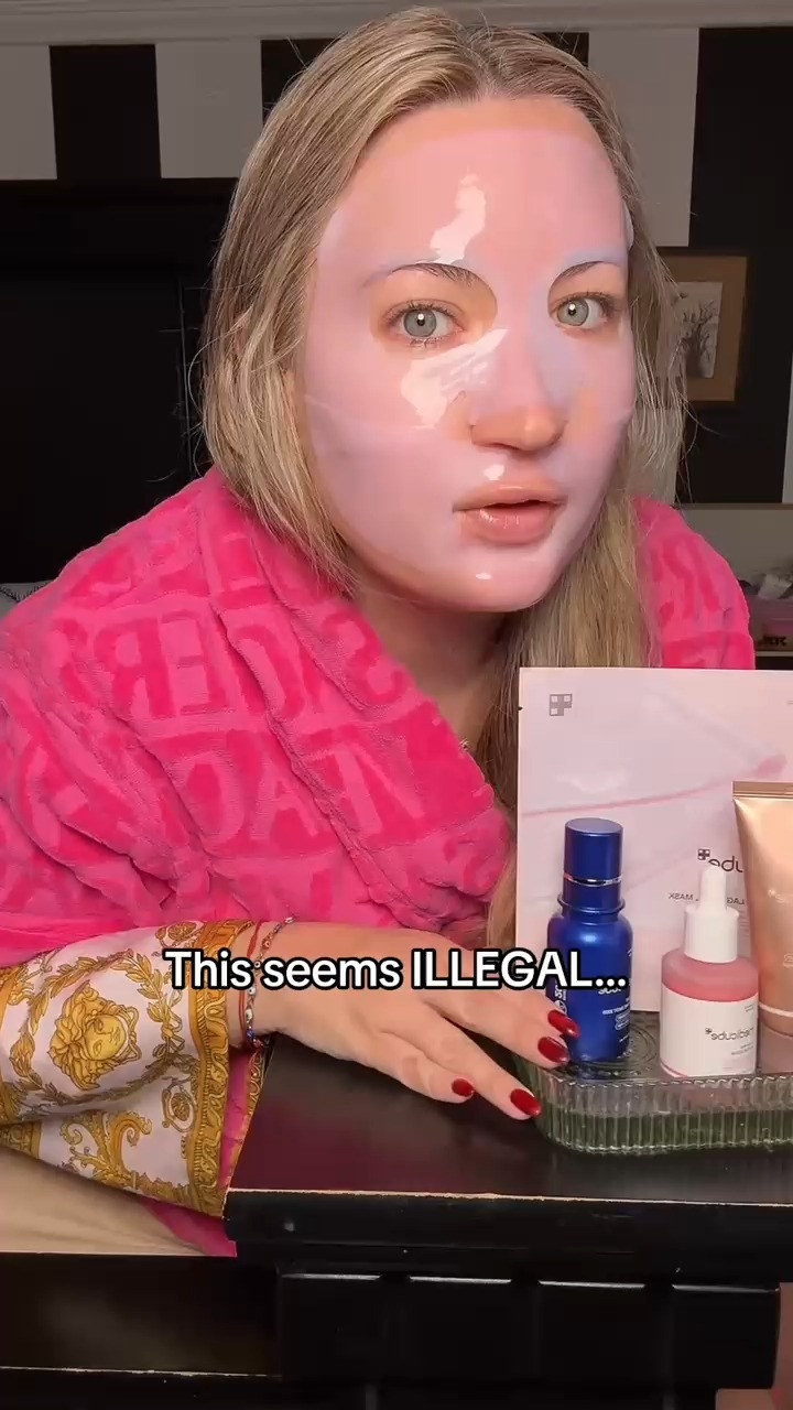 my skin texture would probably disappear with this nightly routine #GlassSkin #ad

https://www.tiktok.com/@holistic.wellness.glow/video/7590594375839698189?is_from_webapp=1&sender_device=pc&web_id=7595868255789630984 

 