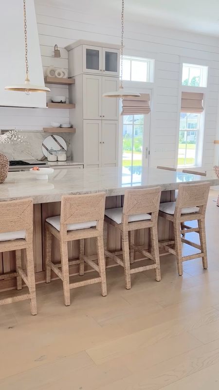 Kitchen decor
Counter stools
White kitchen design 