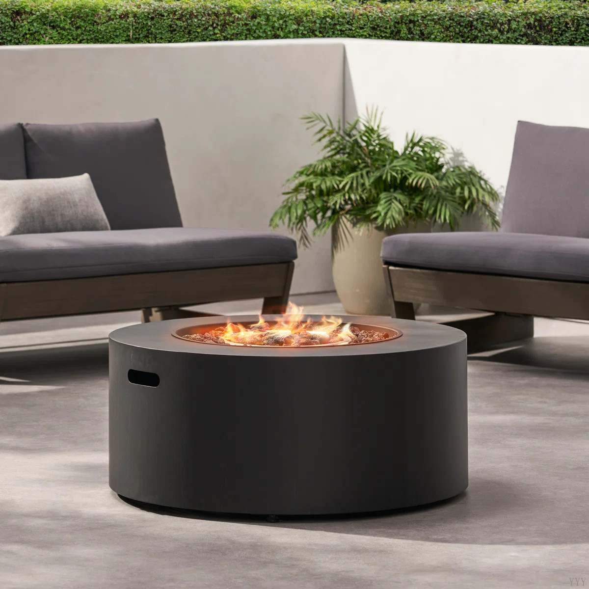 32" Patio 40,000 BTU Round Iron Propane Fire Pit (Tank Cover Not Included) | Wayfair North America