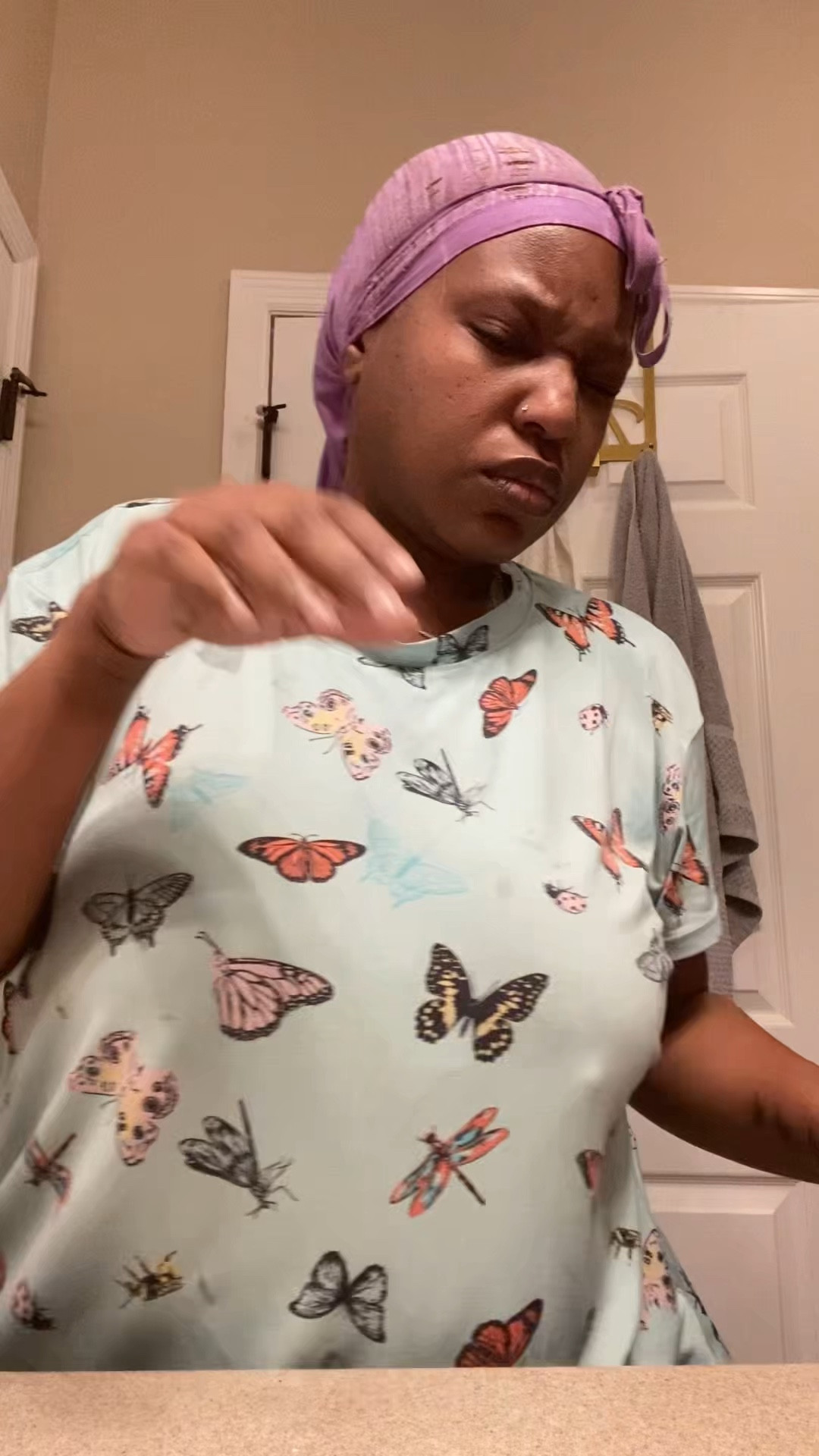 Up and running on little sleep 😩 but we still getting it done!

Baby girl had me up through the night, but that don’t stop the morning routine. Brushing my teeth, taking my vitamins, and pushing through because moms don’t clock out 💪🏾✨

Tired? Yes. Blessed? Absolutely. Let’s get this day started! #MomLife #MorningRoutine #TiredMom #RealLifeMom #GetReadyWithMe #GRWM 

#LTKmorningroutine #LTKgrwm