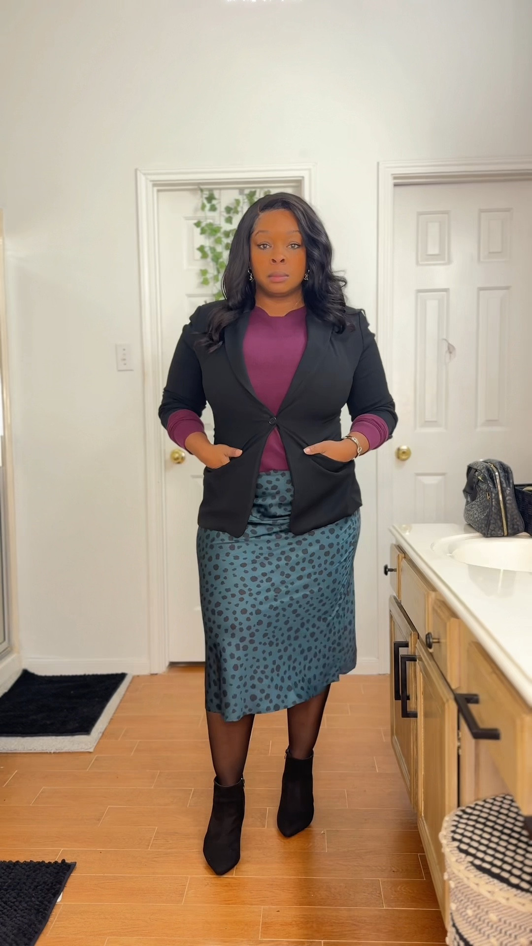 Put in a little effort and suddenly… the day is brighter.” ☀️ #bossbabeenergy #shemeansbusiness #confidentera

#LTKFindsUnder100 #LTKSaleAlert #LTKStyleTip