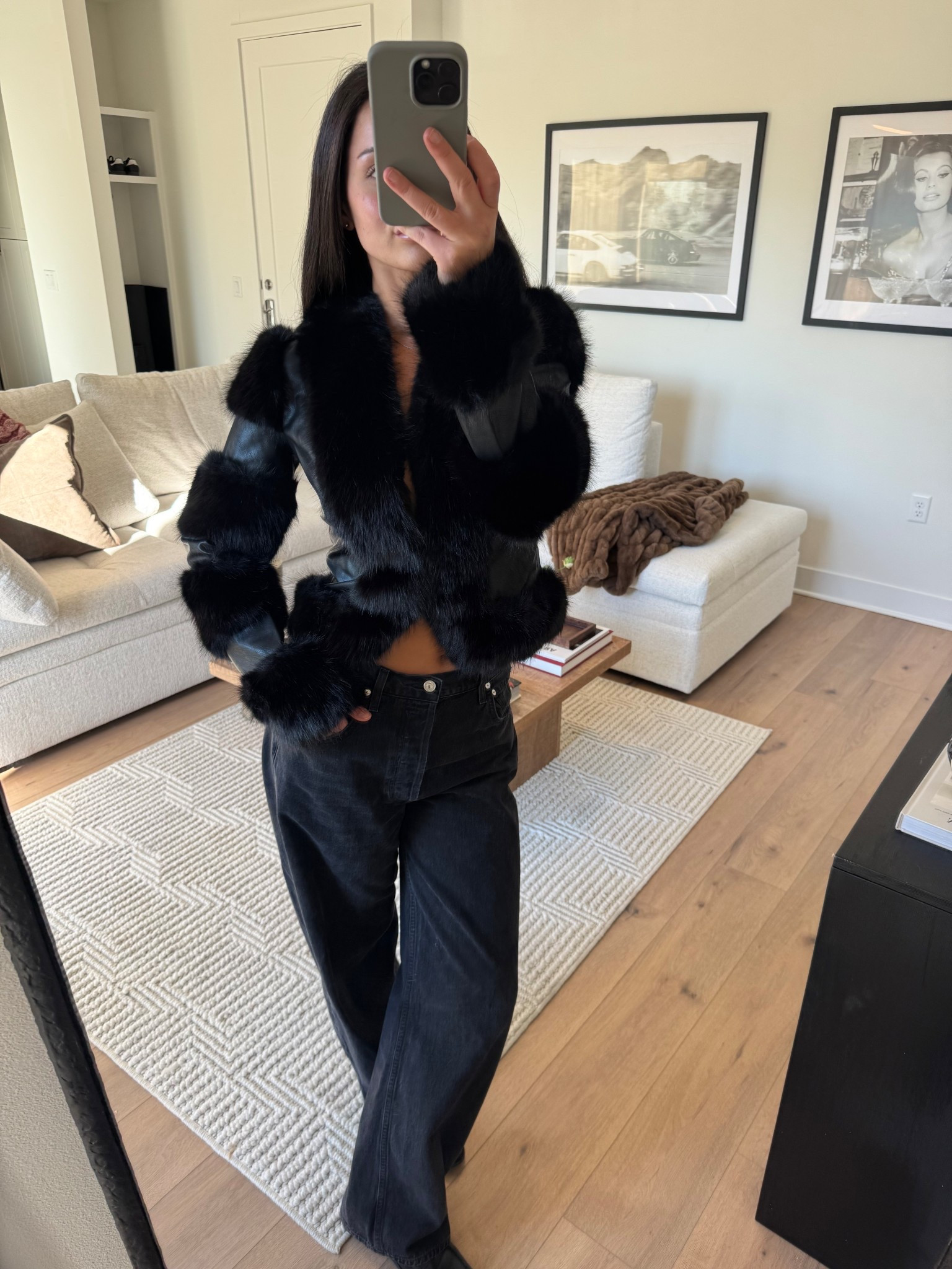 amazing fur & leather coat !! 

#LTKGiftGuide #LTKU #LTKSeasonal