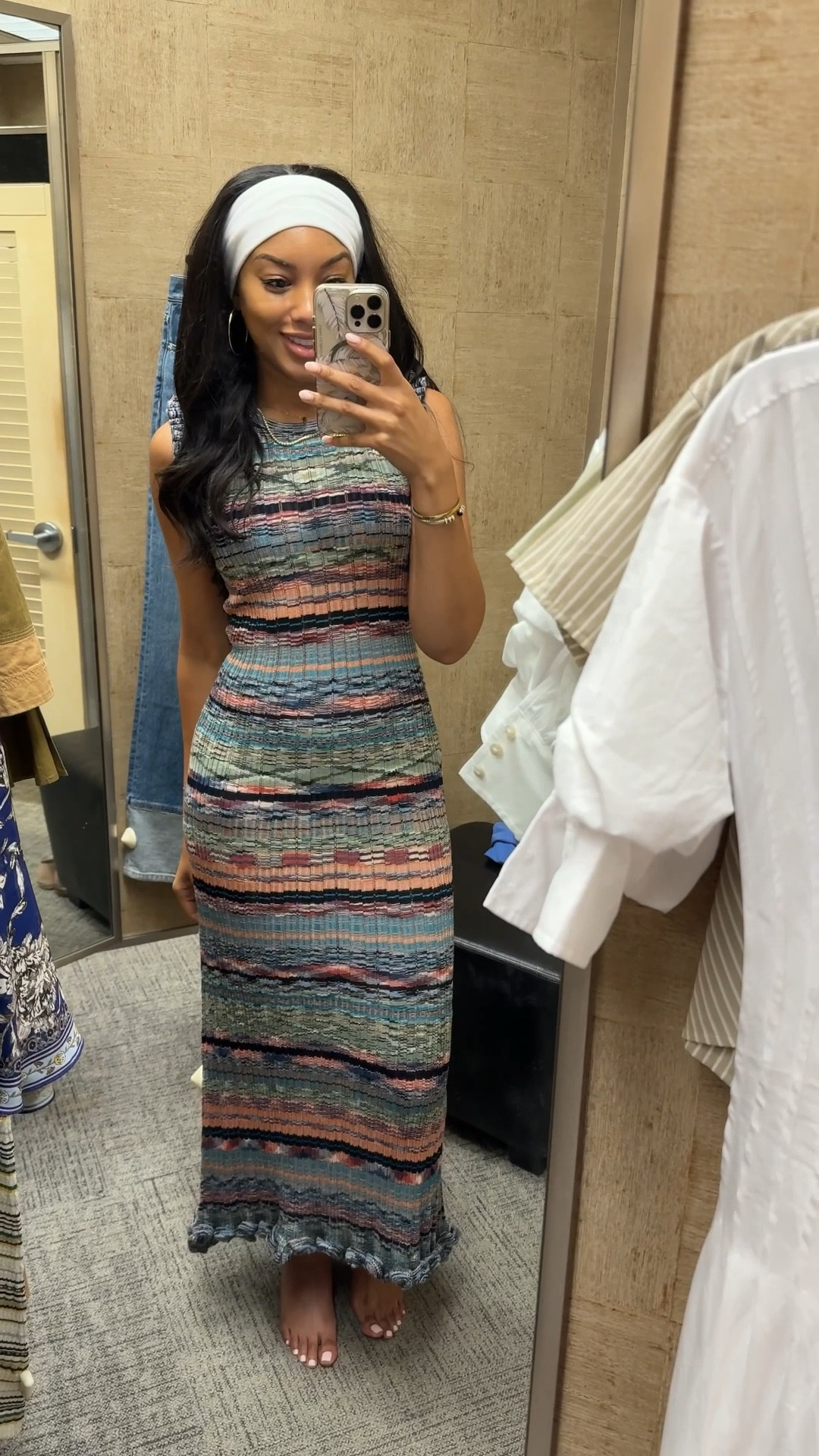 Okay knit midi dresses might be my thing for Fall 😍 look at this one from Ulla Johnson girl! Has LOTS of stretch, wearing size Small needed XS or Petite - Ajak Sleeveless Knit Midi Dress

Nordstrom, Ulla Johnson, knit dress, designer, ruffles, classic, colorful, fall dress



#LTKStyleTip