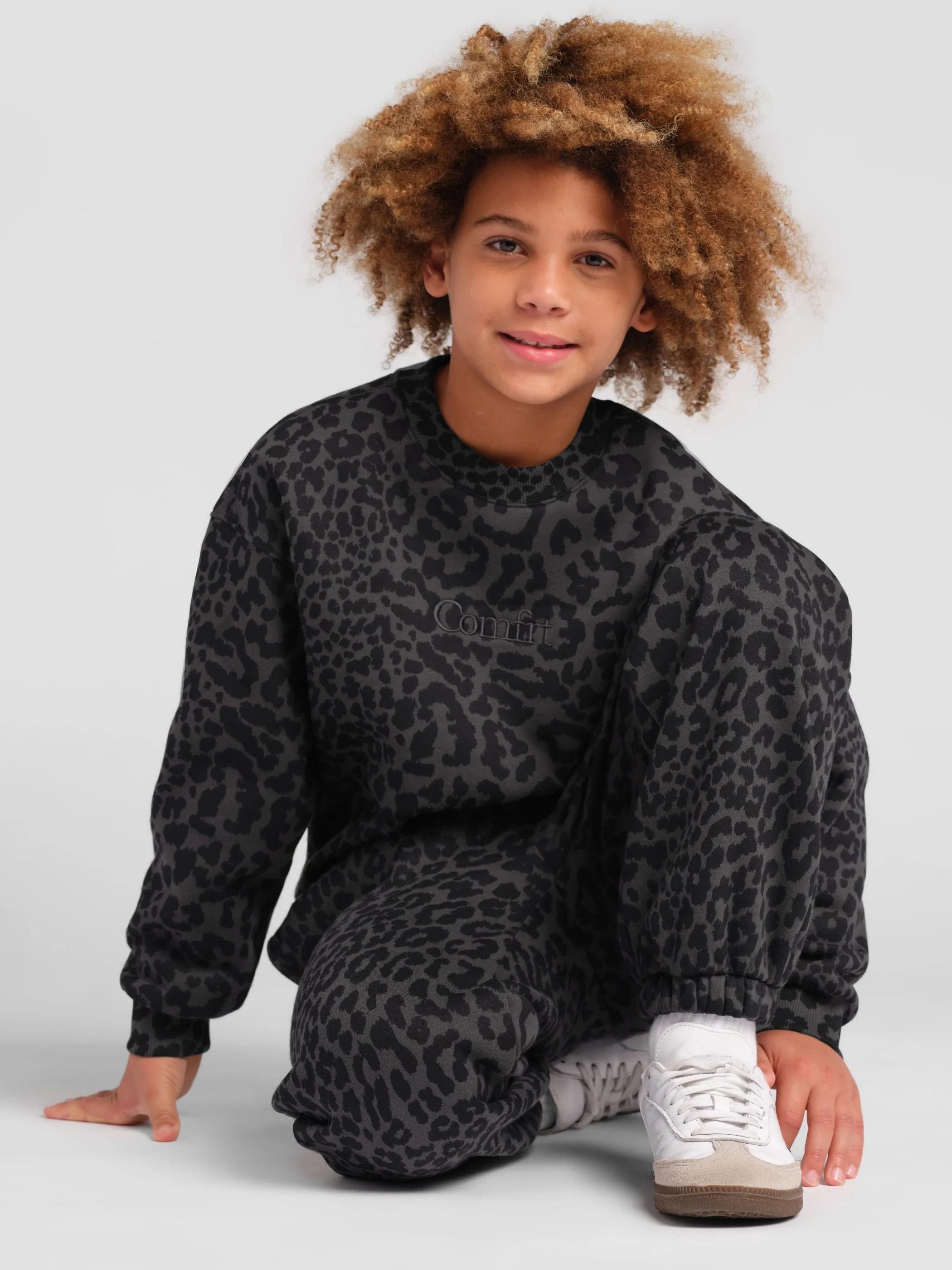 Comfrt Signature Kids Crew Sweatshirt | Midnight Leopard | Oversized | XL | Comfrt