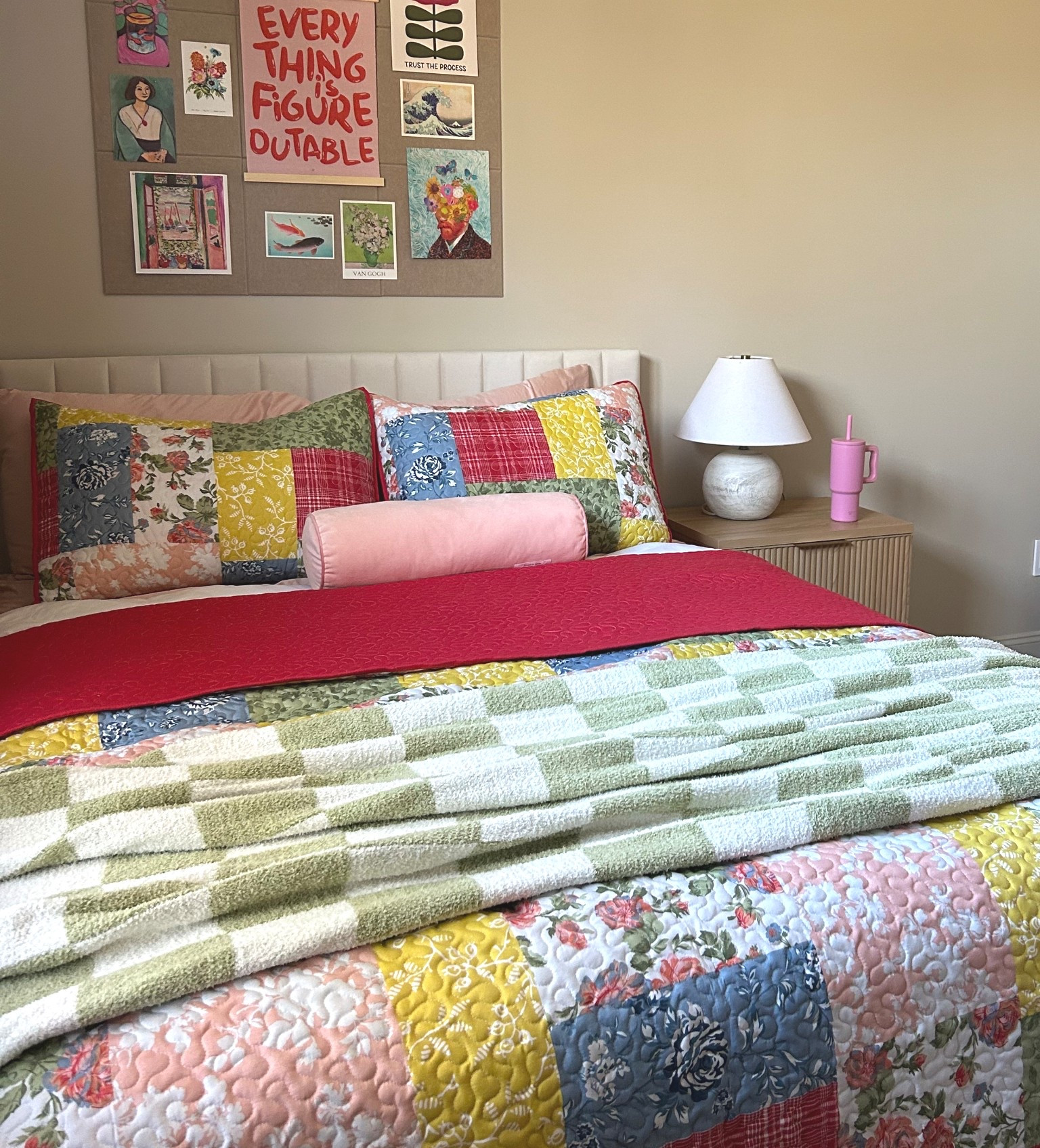 Fun finds for a teen bedroom! 

Affordable furniture, decor, desk, vanity, dresser, bedding 

#LTKSaleAlert #LTKHome #LTKdayinmylife