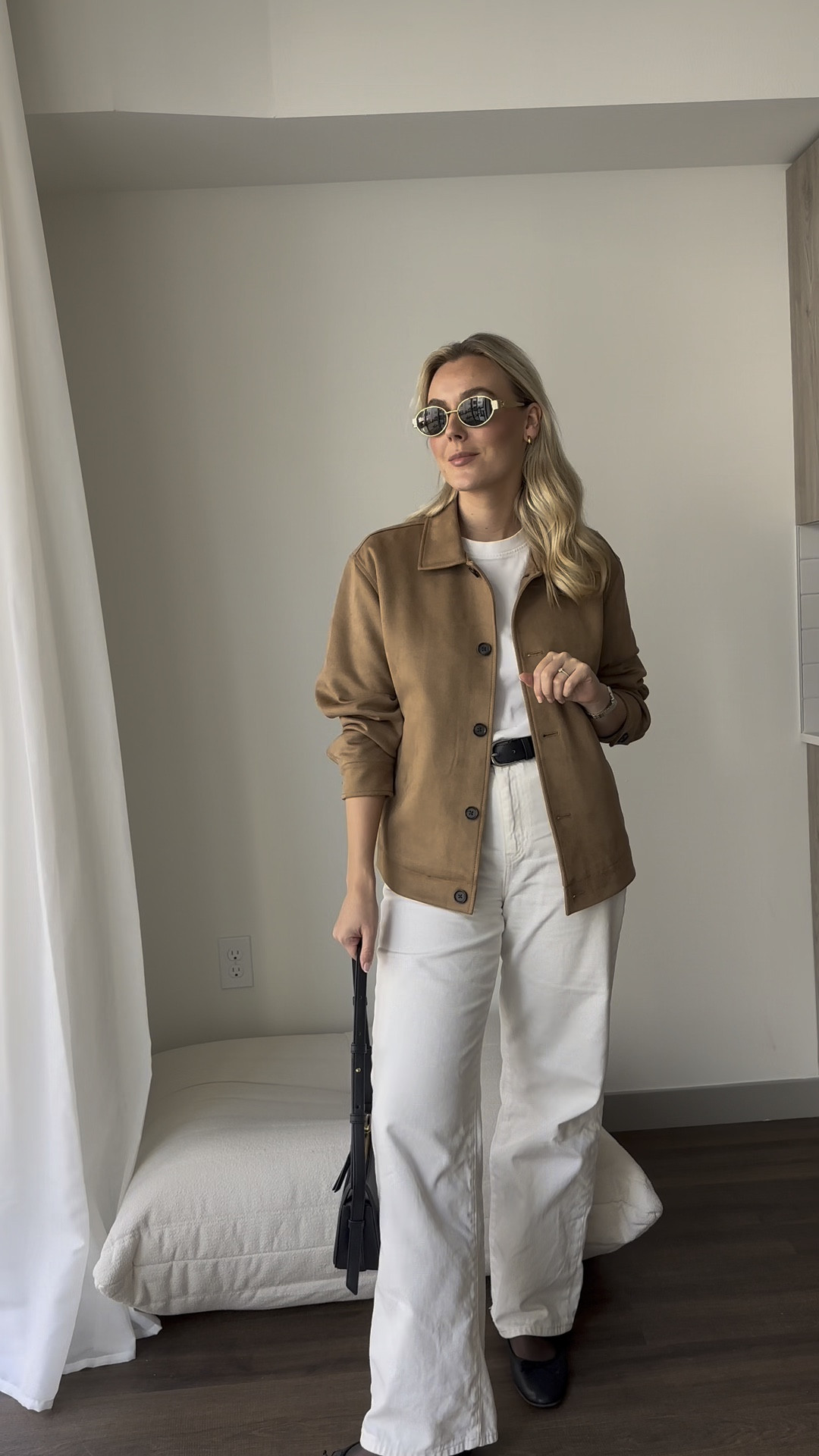 Shop this suede coat 🤎

#abercrombie #abercrombiehaul #suedejacket #blackweek 

#LTKCyberWeek #LTKGiftGuide #LTKStyleTip