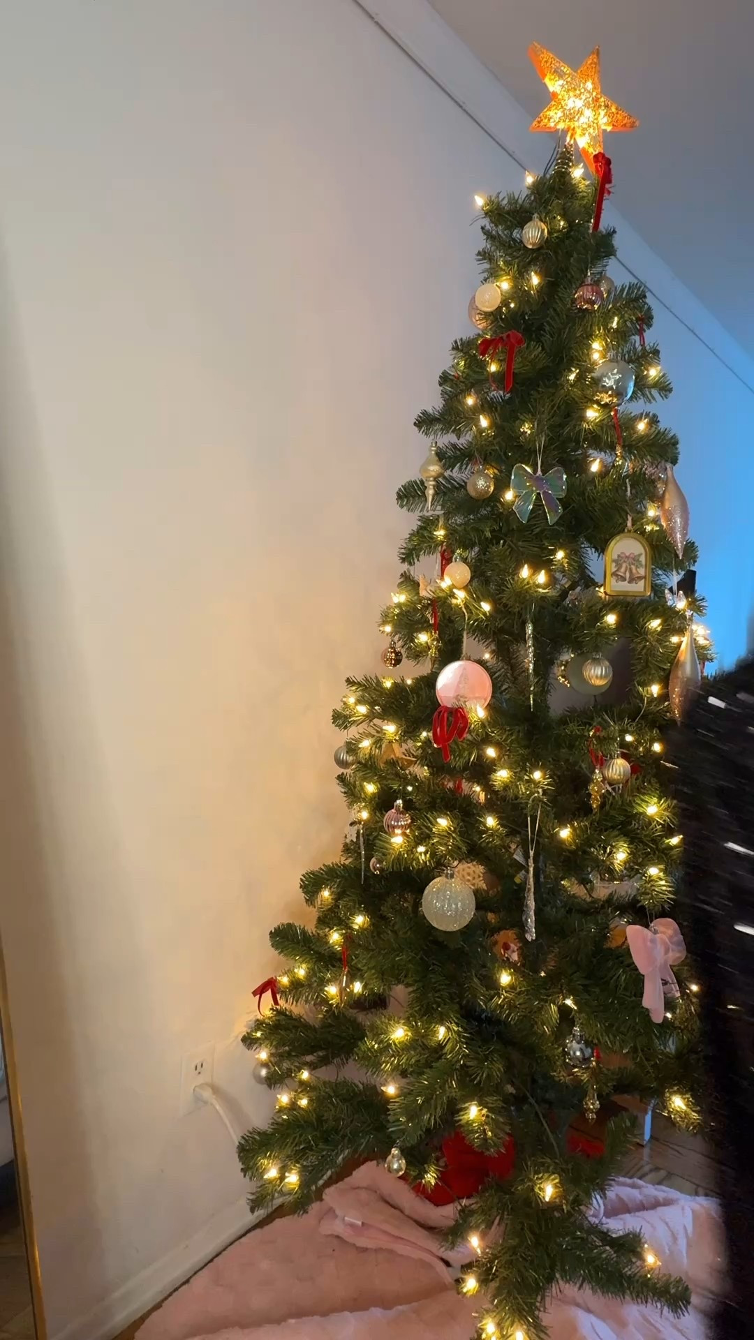 lulu’s holiday outfit 

#LTKHoliday #LTKCyberWeek #LTKGiftGuide