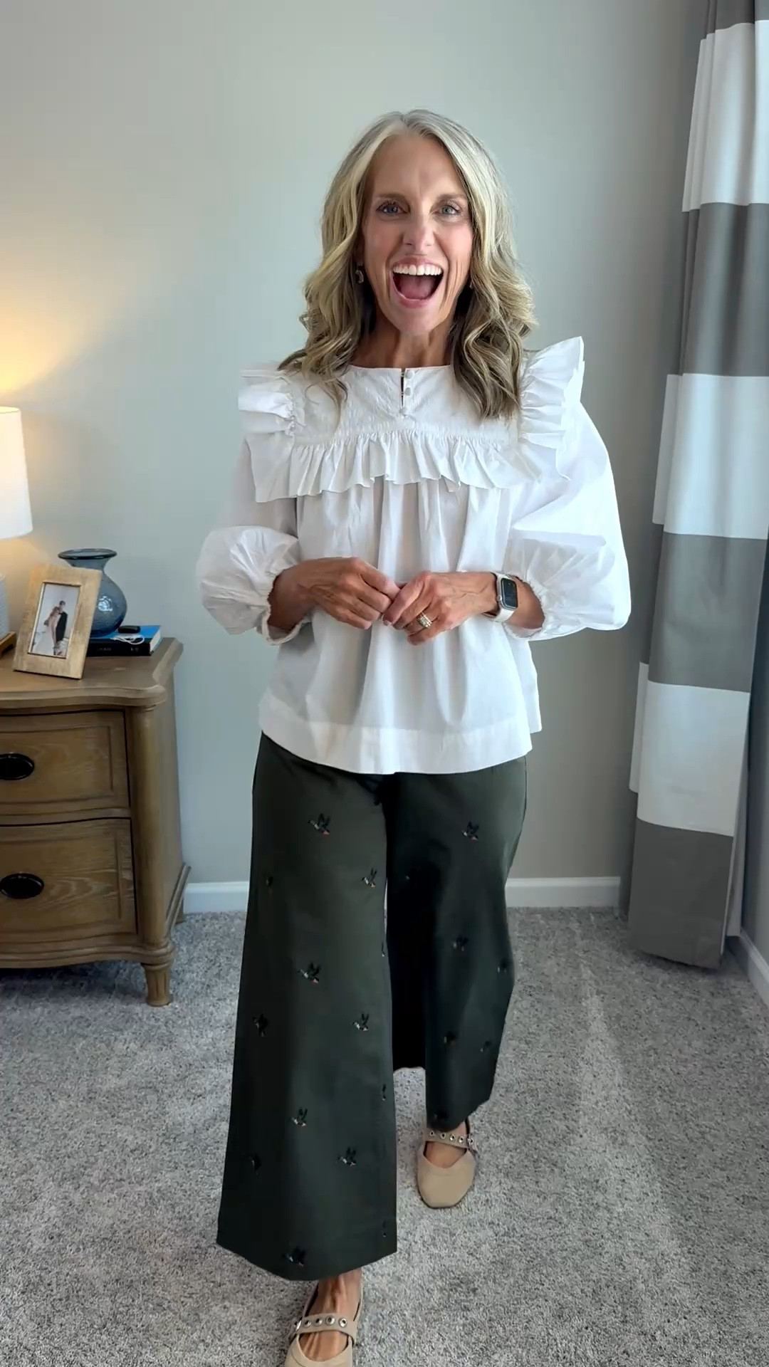 Oh how stinkin cute is this. This top would also be darling with the barrel jeans. I’ll link them too. Wearing XS and 2 pants. In the barrel jeans, I got a 0
Super cute for any day, but really cute teacher look

#LTKgrwm #LTKootd #LTKOver40