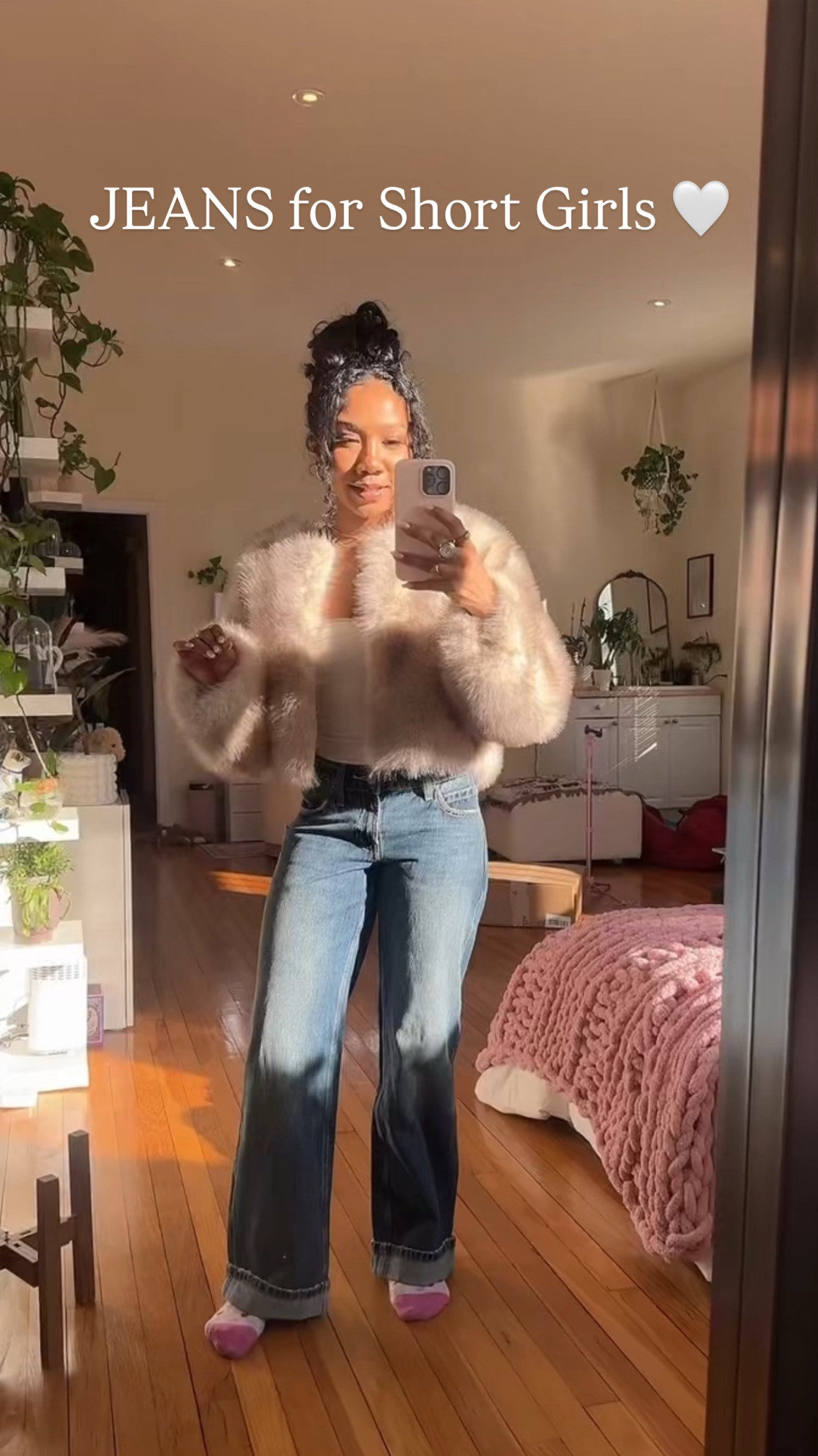 the PERFECT jeans for my petite/short girlies 🤍

#LTKMostLoved #LTKWatchNow #LTKStyleTip