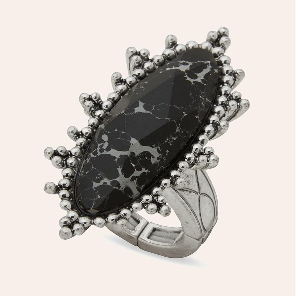 Lainey Wilson Silver & Black Oval Stone Adjustable Ring | Cavender's