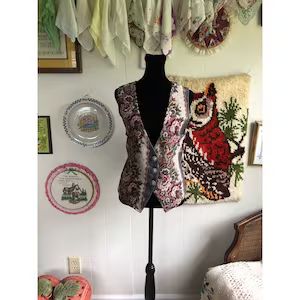 90's Vintage Cottagecore Grandmacore Floral Tapestry Vest - Etsy | Etsy (US)