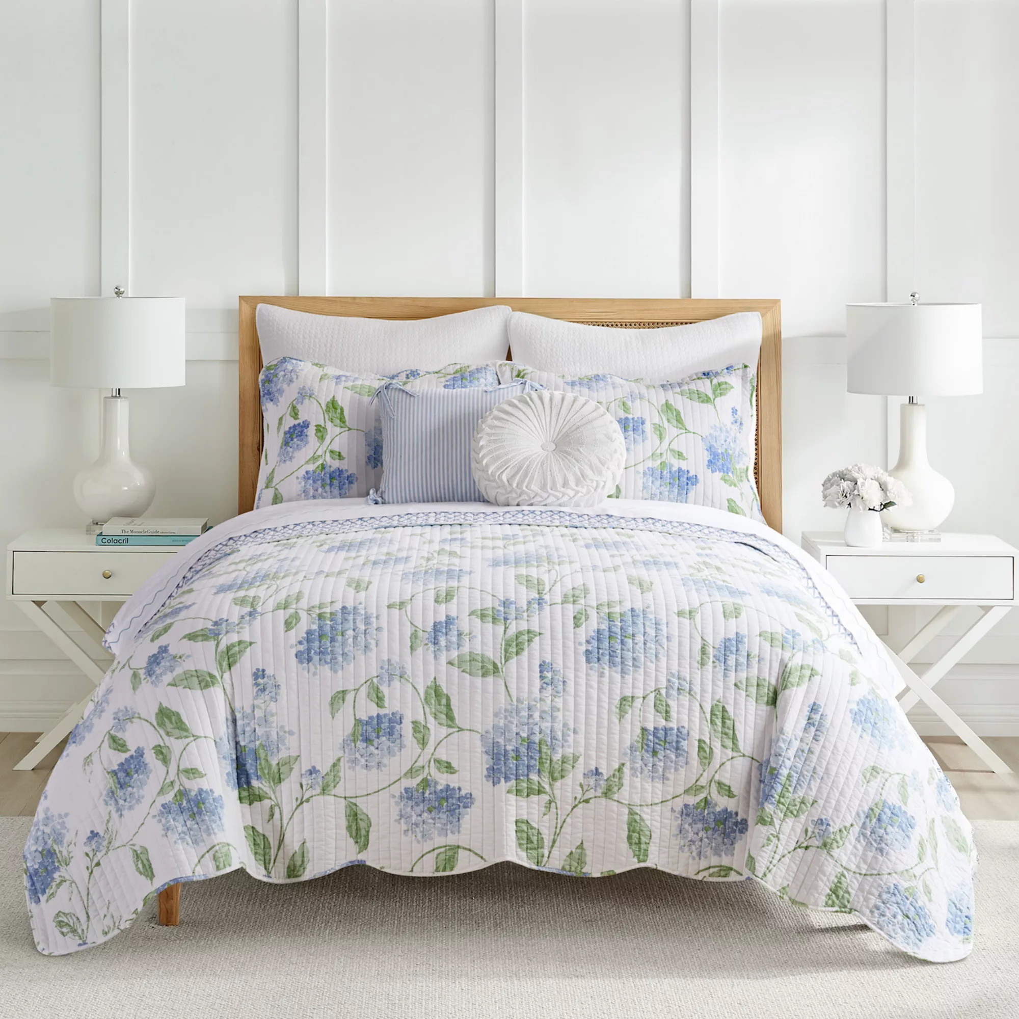 Draper James Trisa Floral Reversible Quilt Set with Shams | Kohl's
