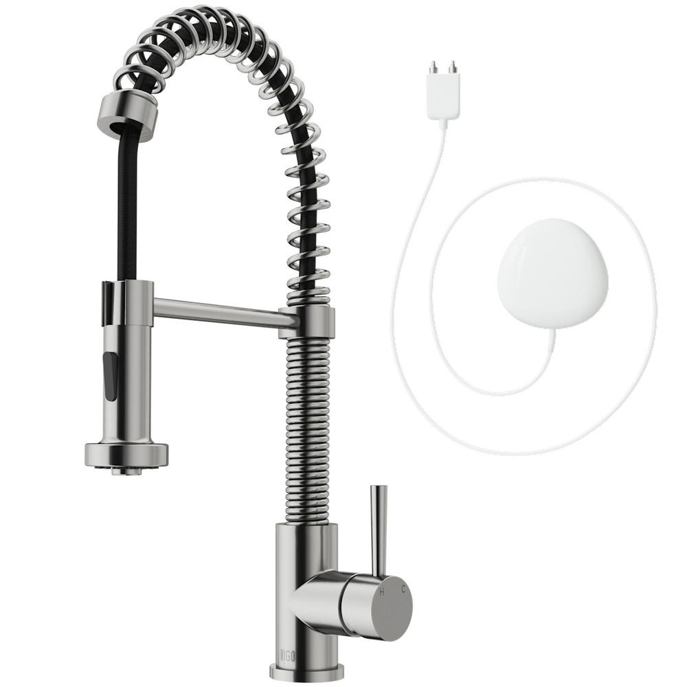 Edison Single-Handle Pull-Down Sprayer Kitchen Faucet with FloodSense Technology in Stainless Ste... | The Home Depot
