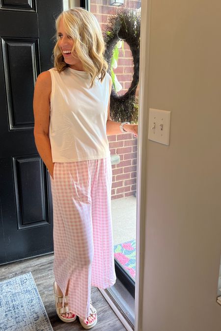 Loungewear you can open the door in 
This set from a Tommy Jong is so SOFT and COMFY! I love the wide leg pant, wide elastic waist and sleeveless style tank. 
Wearing size small 
Use code LISA25 for 25% off Tommy John

#LTKTravel #LTKOver40 #LTKStyleTip