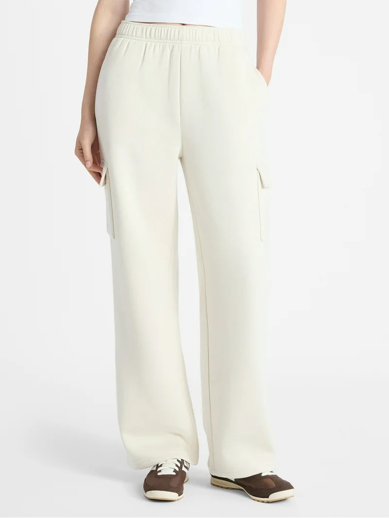 No Boundaries Fleece Cargo Wide-Leg Pants, 30'' Inseam, Women's | Walmart (US)