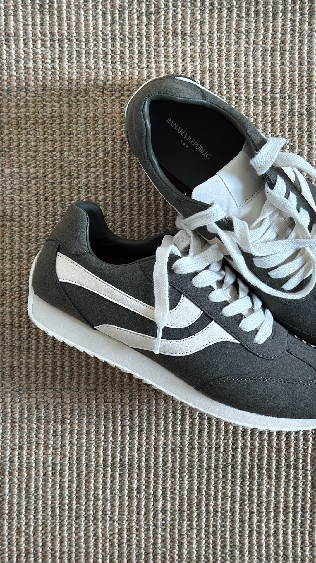 Team green sneakers for spring… this video made the color of these look dull- they’re brighter in person, and I’m here for it! 

#LTKSeasonal