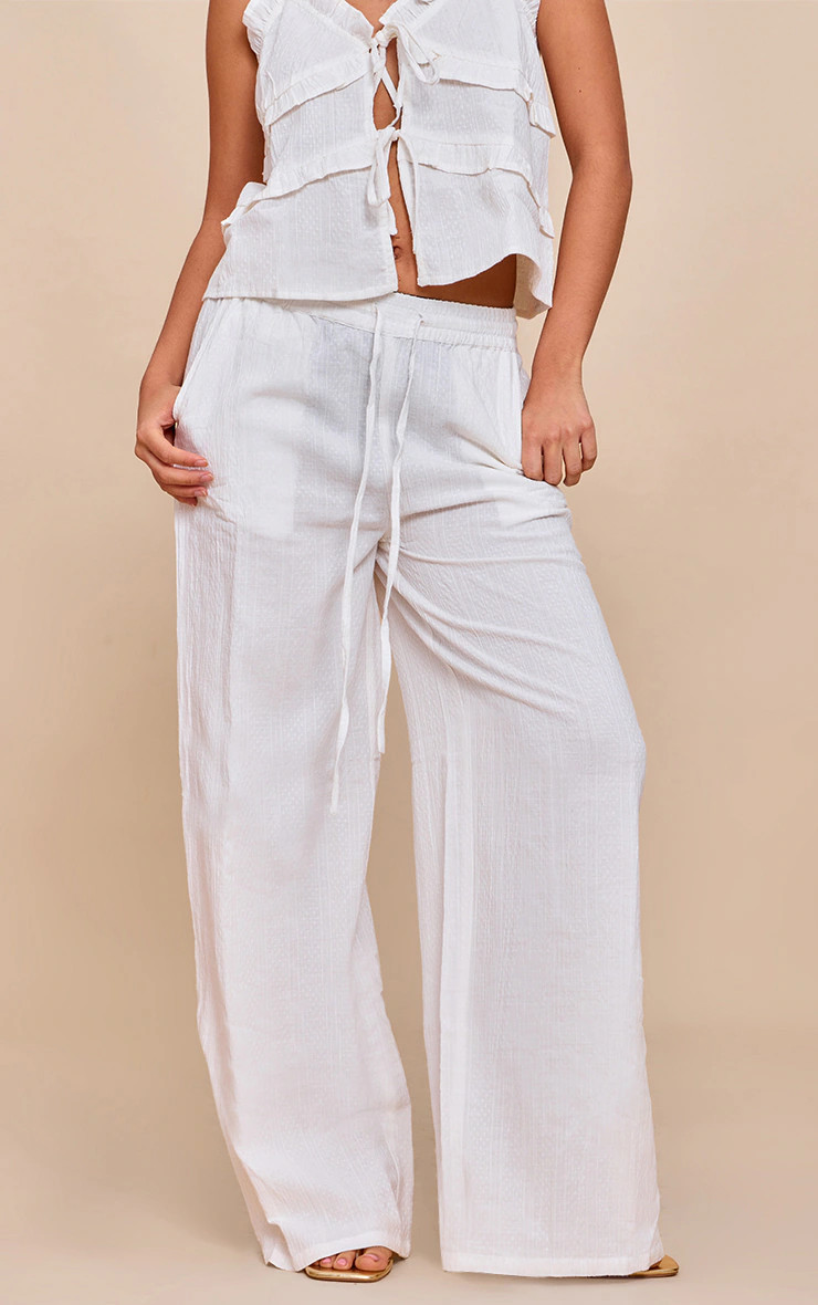 White Textured Mid Rise Wide Leg Trousers | Co-ords | PrettyLittleThing UK