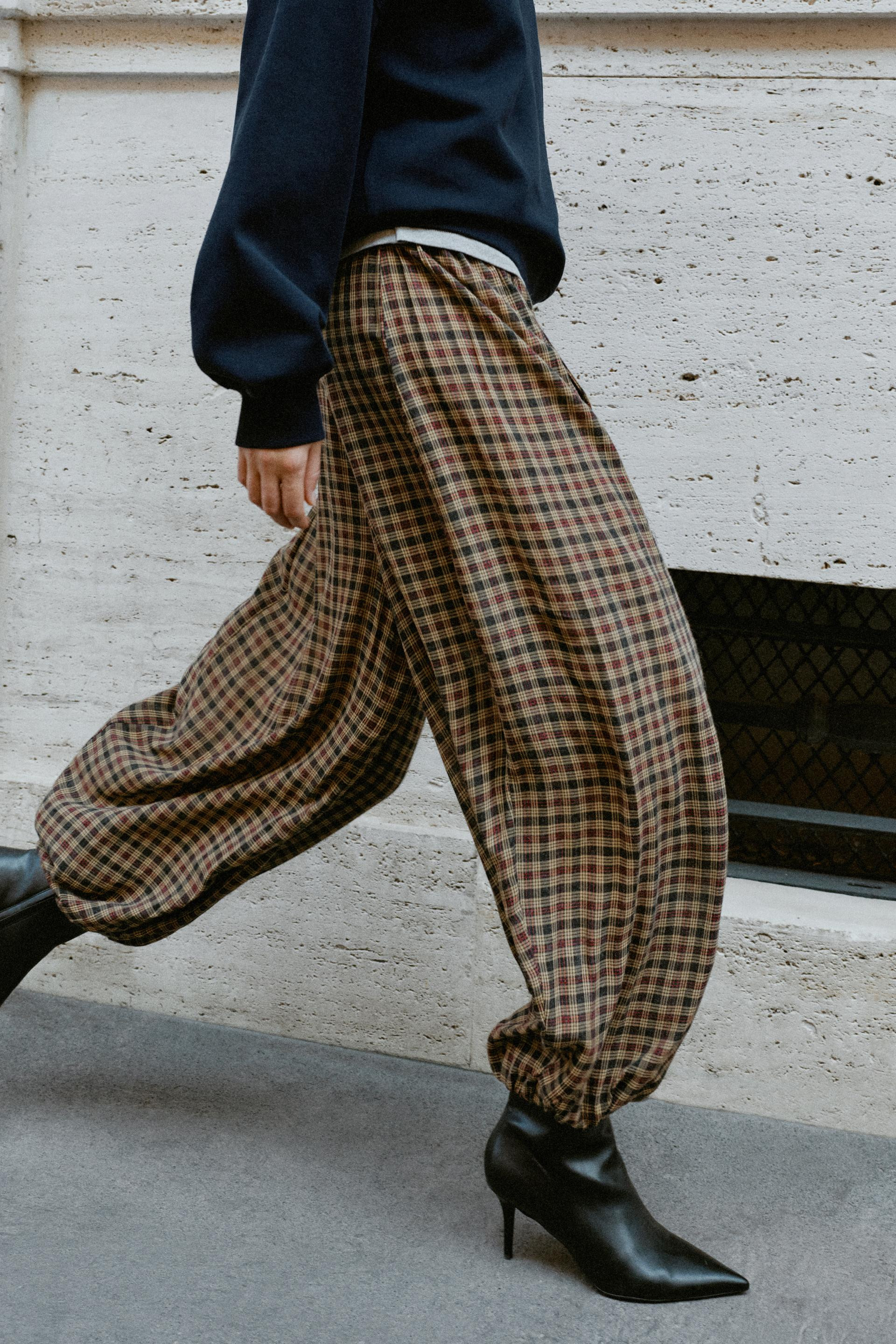 PLAID PARACHUTE PANTS | Zara US