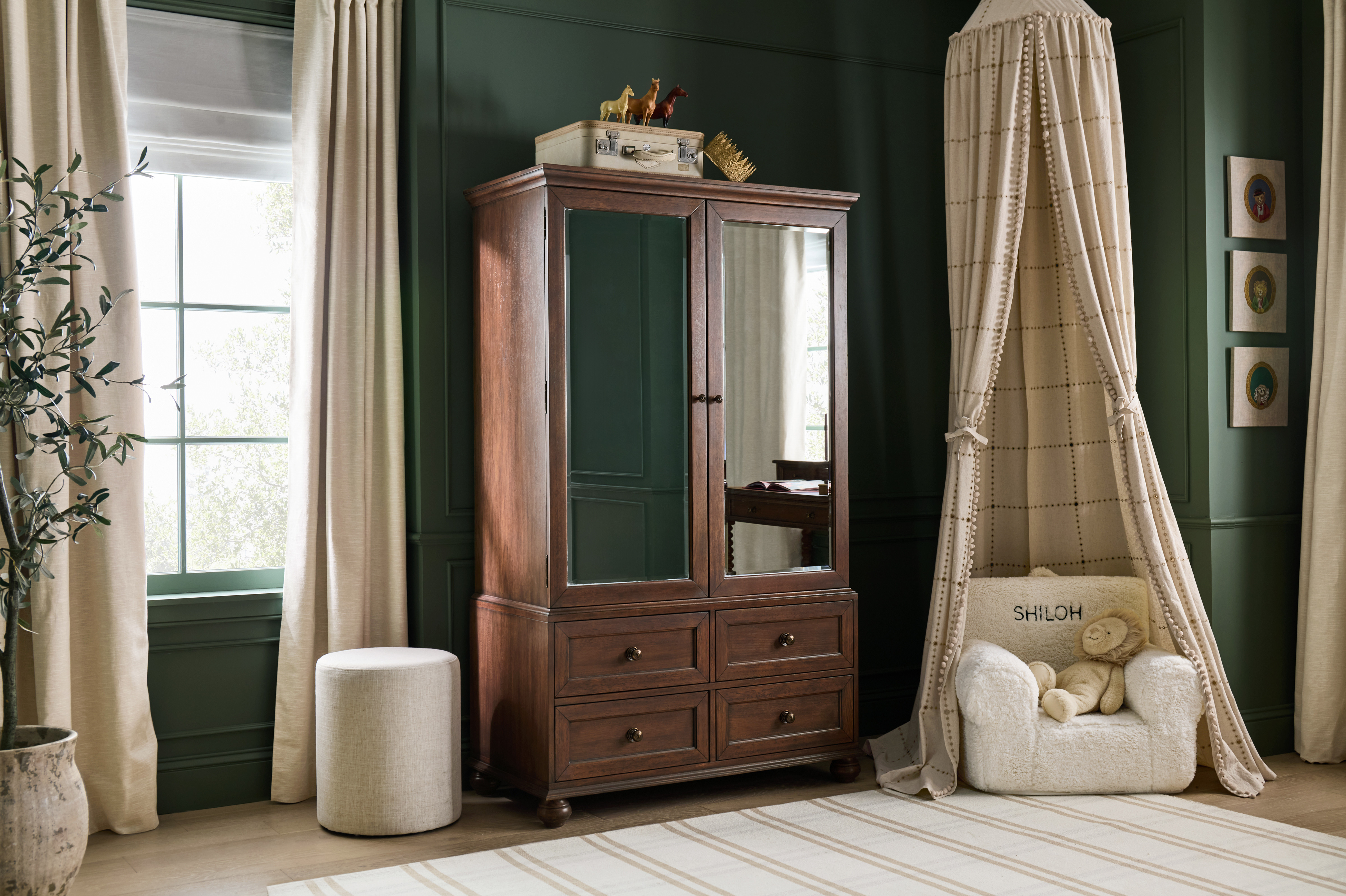  

Our newest Pottery Barn collection is here and available now! 🧸

 