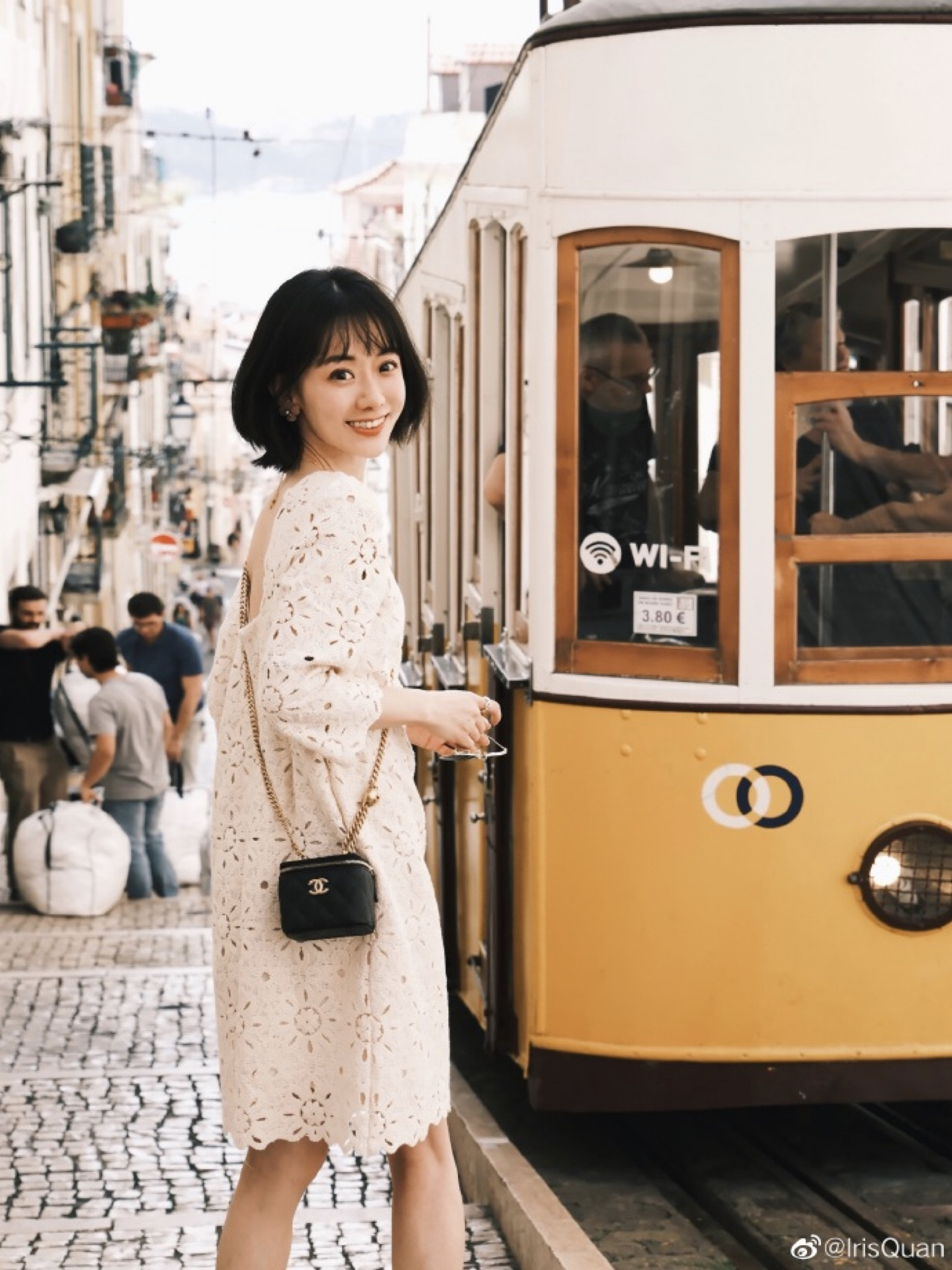 里斯本，一座自带黄油蜜糖滤镜的城市🍯

#Iris_OOTD##今天穿什么##里斯本旅行# ​​​
#LTKchina #LTKasia

#LTKstyletip #LTKfit #LTKitbag